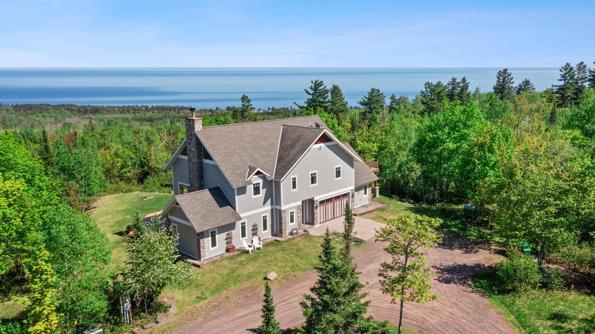 685 Cuttingwood RD, Two Harbors, MN 55616