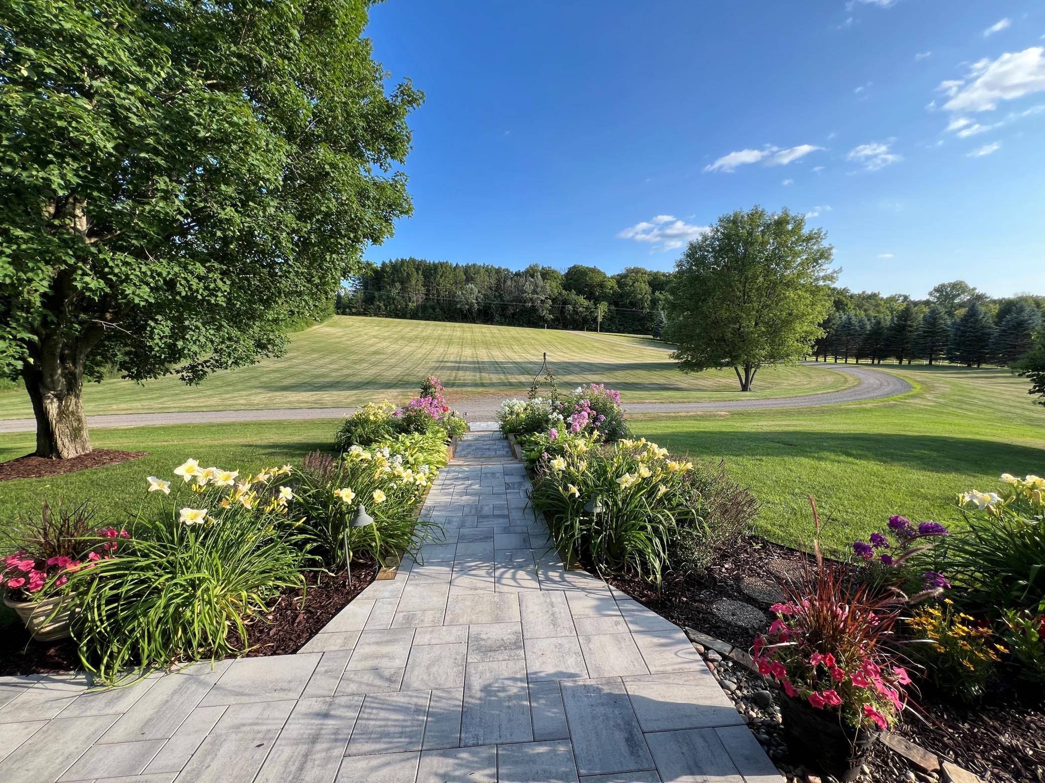 7526 Turner RD, Independence, MN 55359