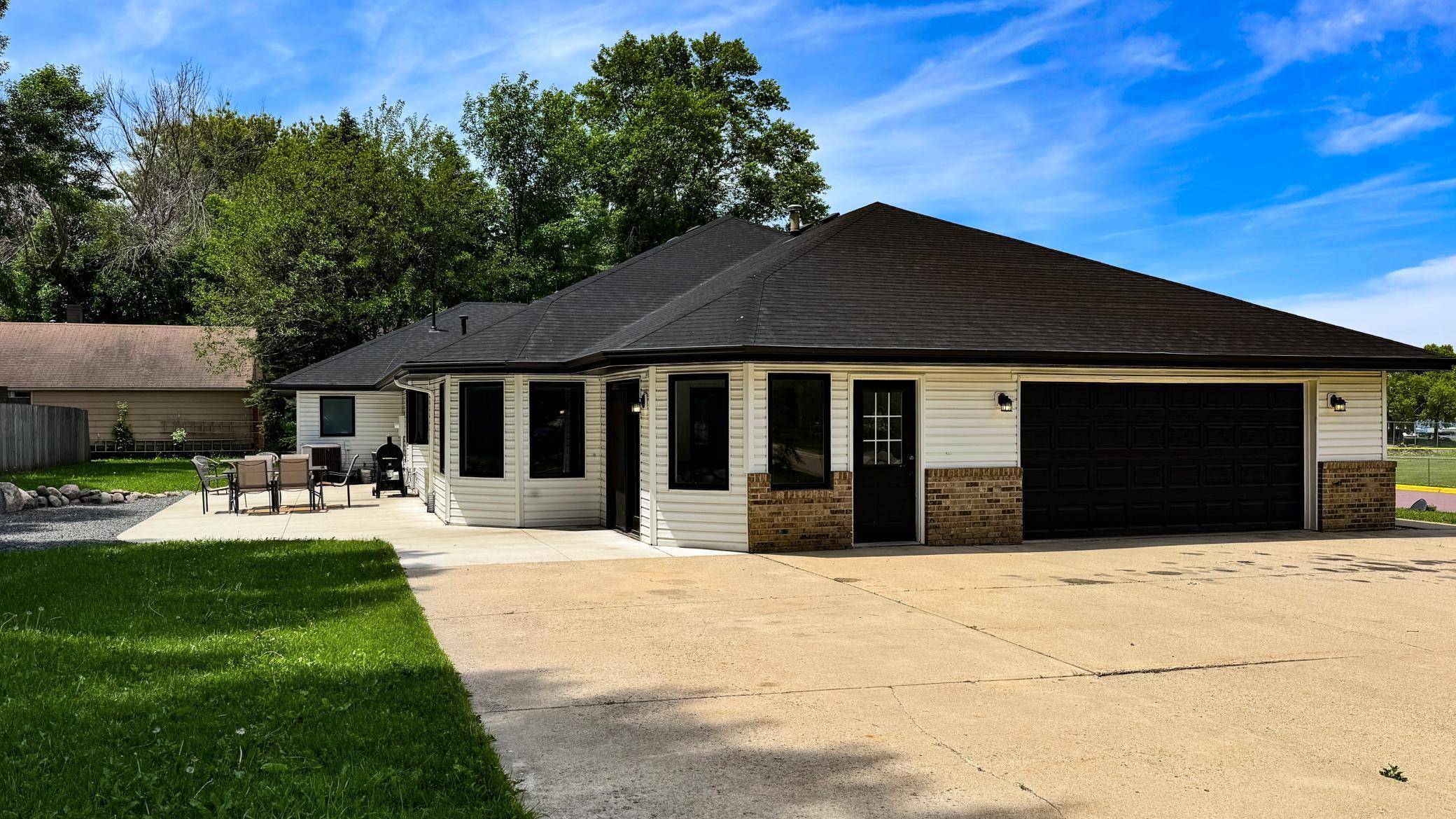 203 Frank AVE NW, Elysian, MN 56028
