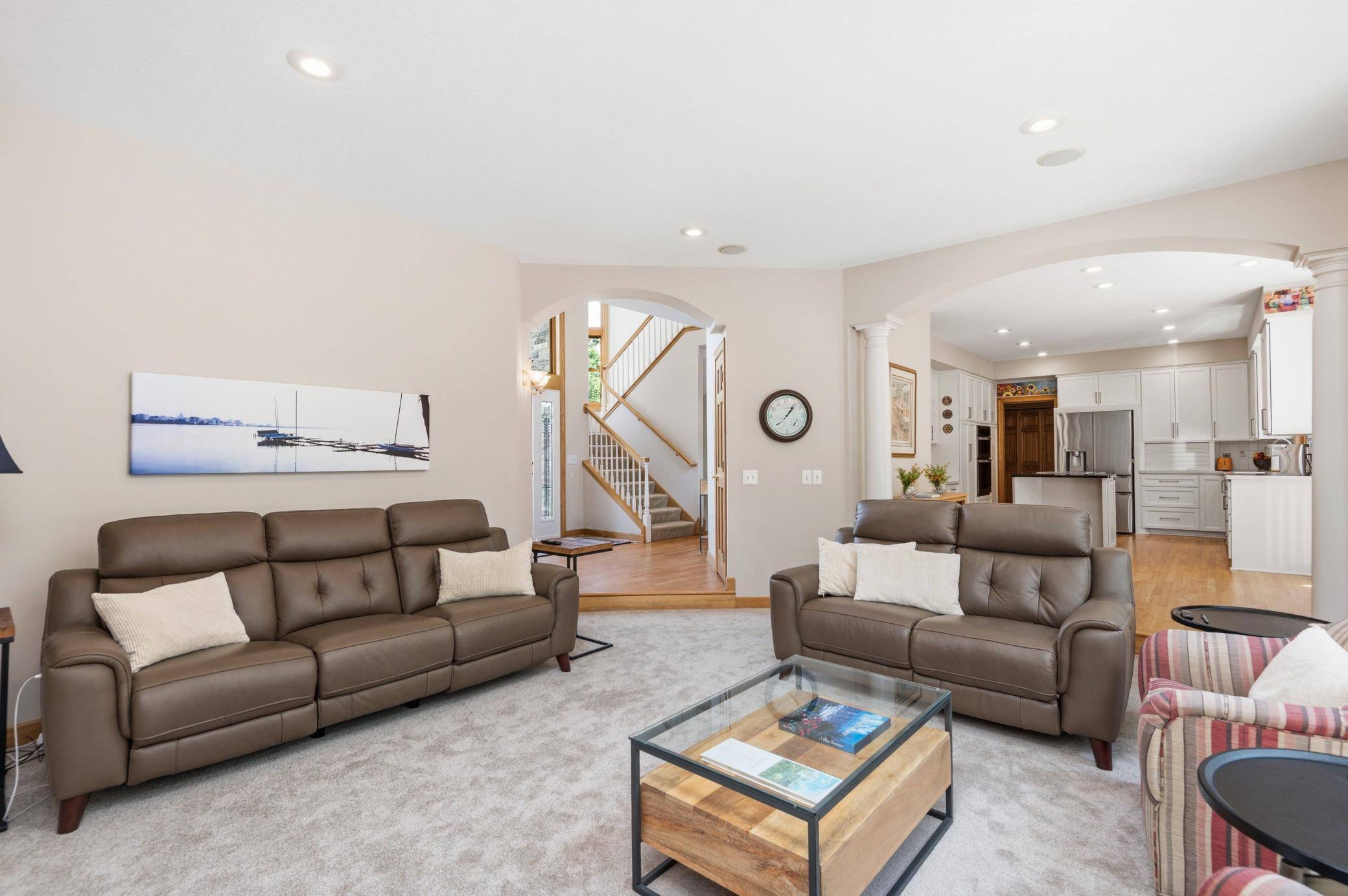 10051 Gristmill RDG, Eden Prairie, MN 55347
