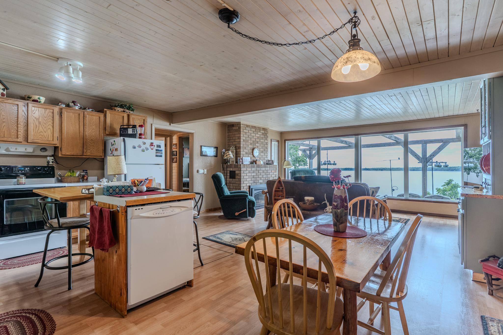 15841 Sandy Beach RD SE, Mentor, MN 56736