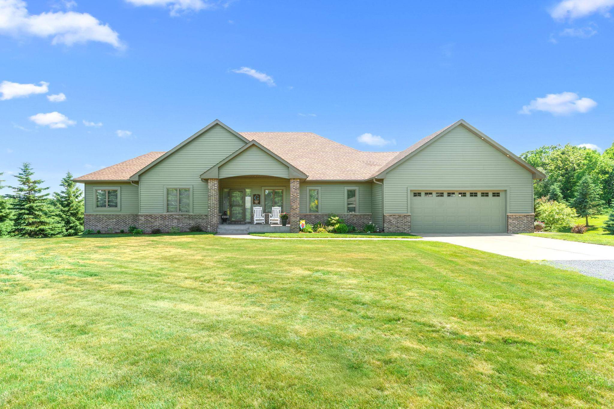 2095 250th ST, Saint Croix Falls, WI 54024