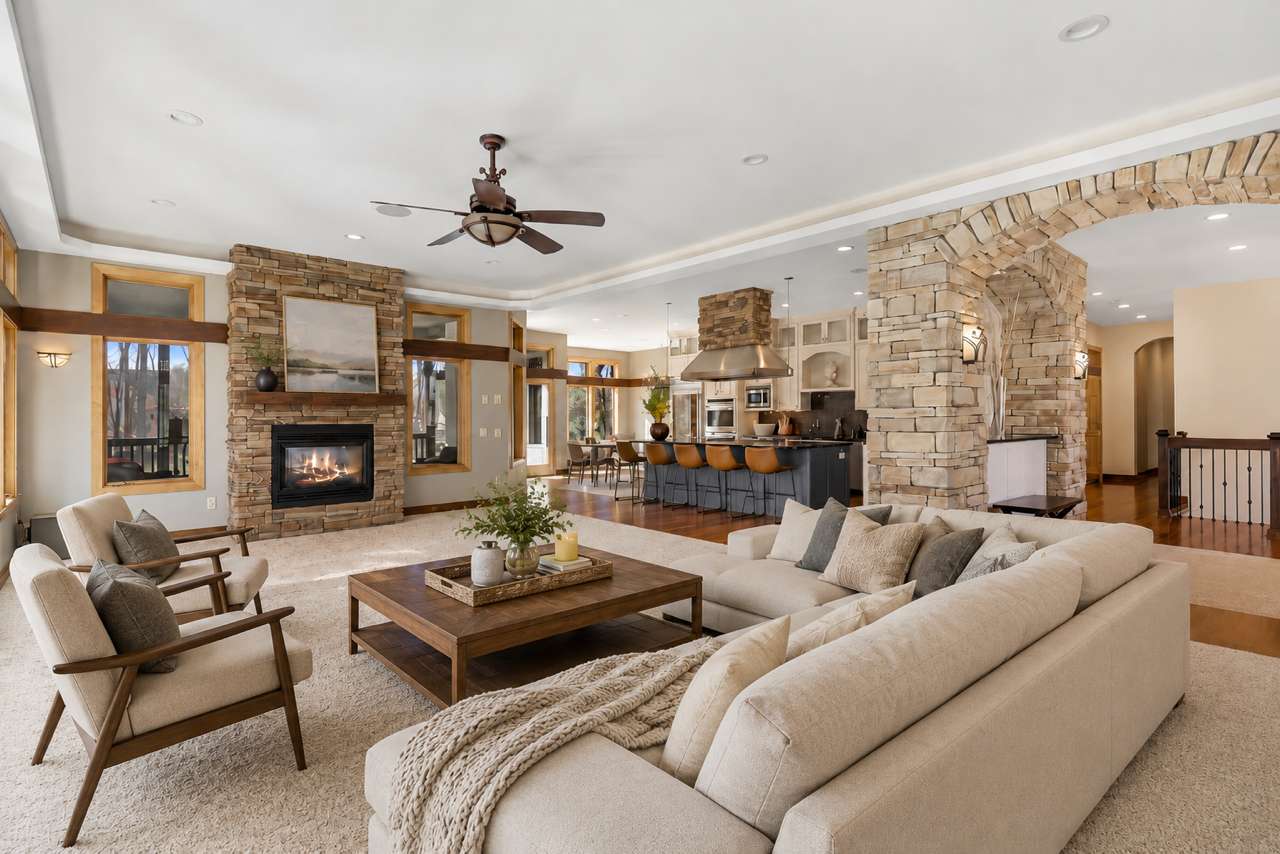 9401 Elm CT, Prior Lake, MN 55372