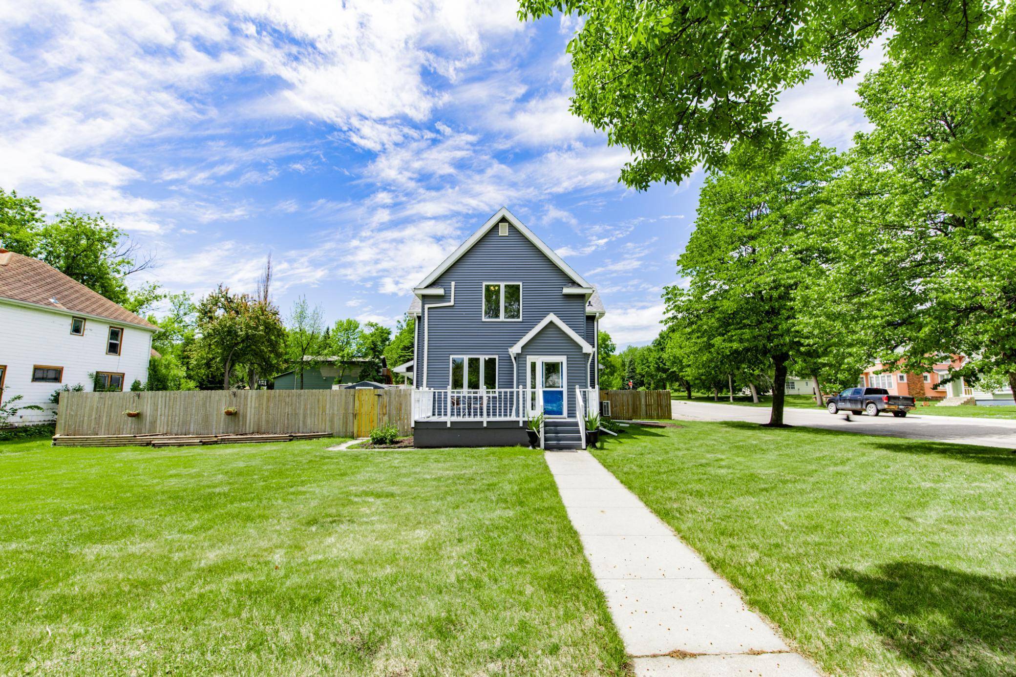 521 9th ST, Hawley, MN 56549