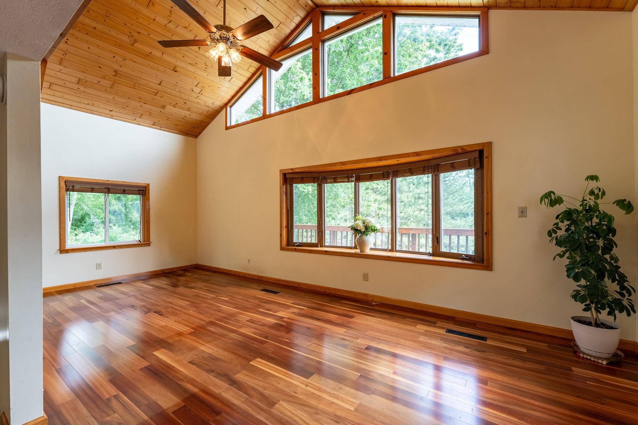15771 Sherwood TRL, Zumbrota, MN 55992
