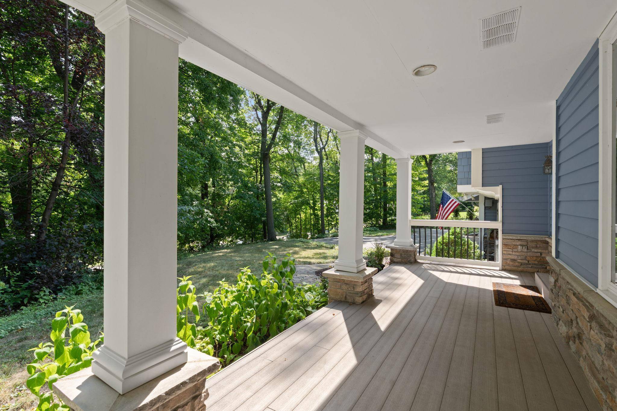 3116 Old County Road 15, Minnetonka Beach, MN 55391