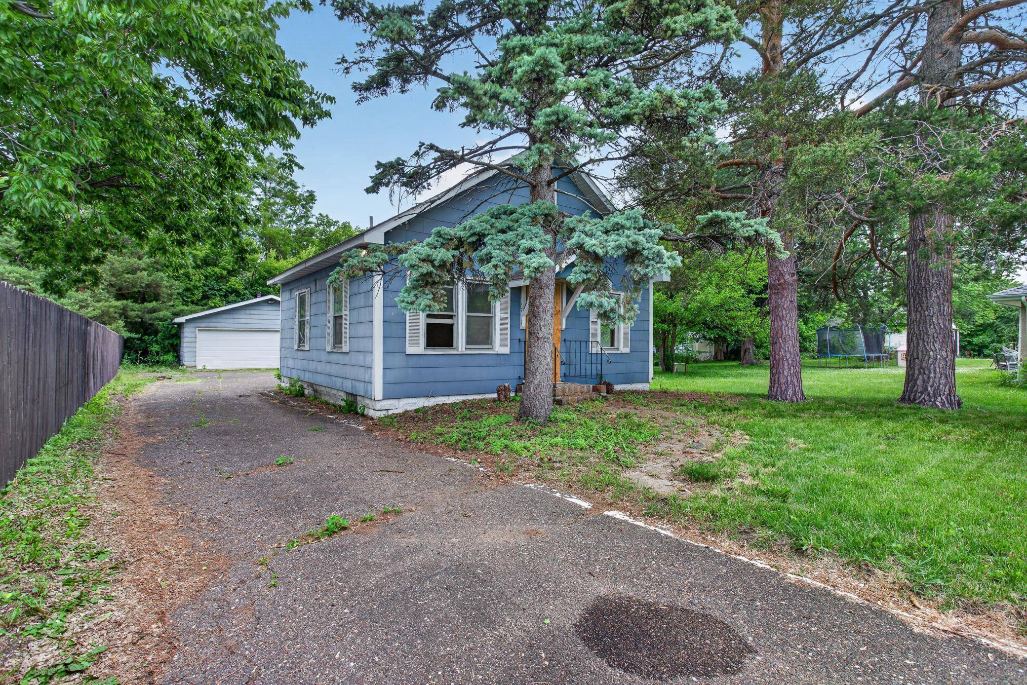 7624 68th AVE N, Brooklyn Park, MN 55428