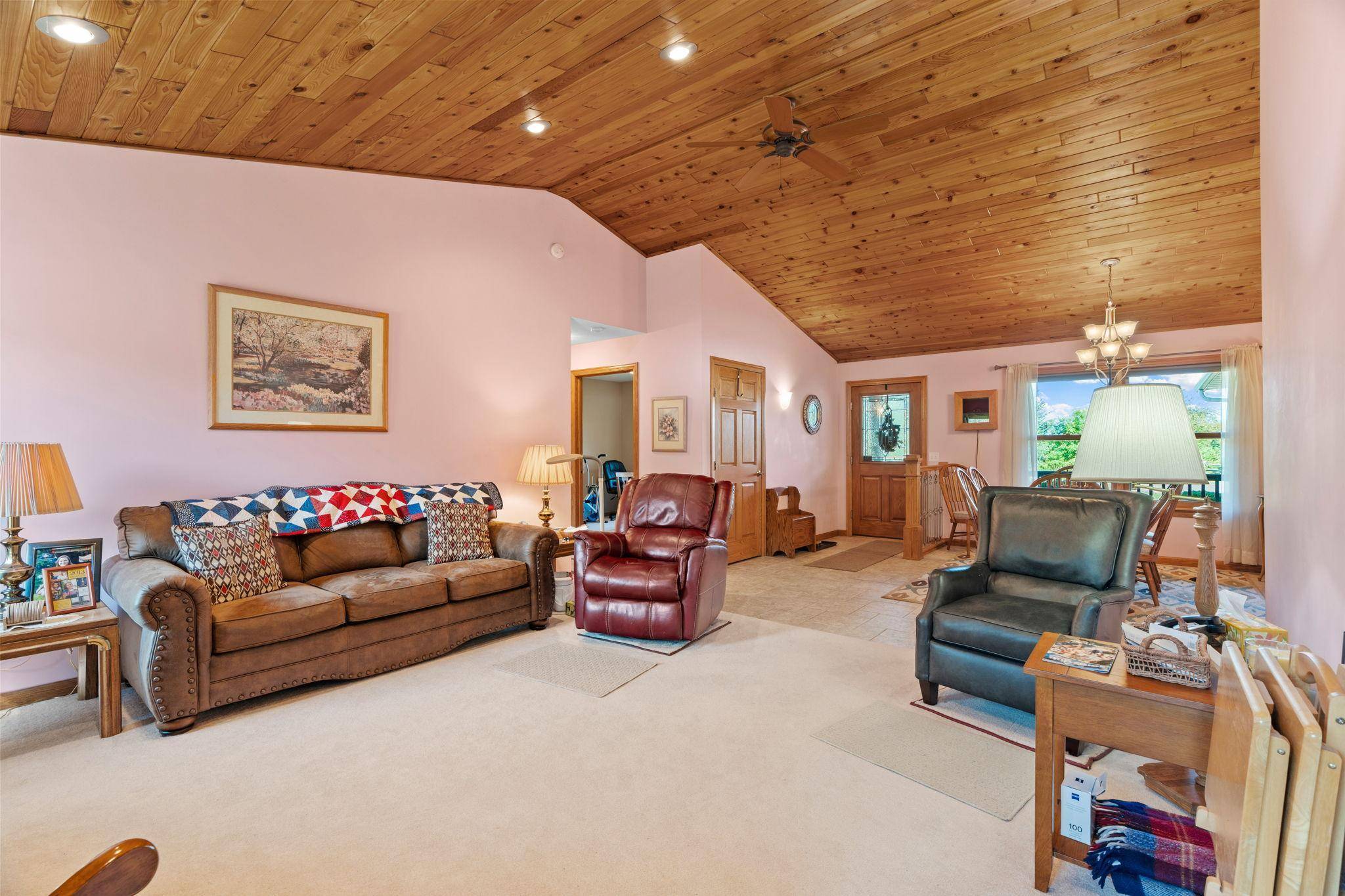 35084 Hinckley RD, Hinckley, MN 55037