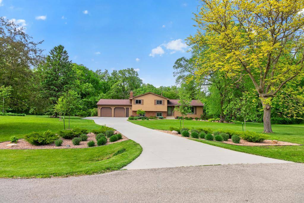 5633 Saint Mary DR NW, Rochester, MN 55901