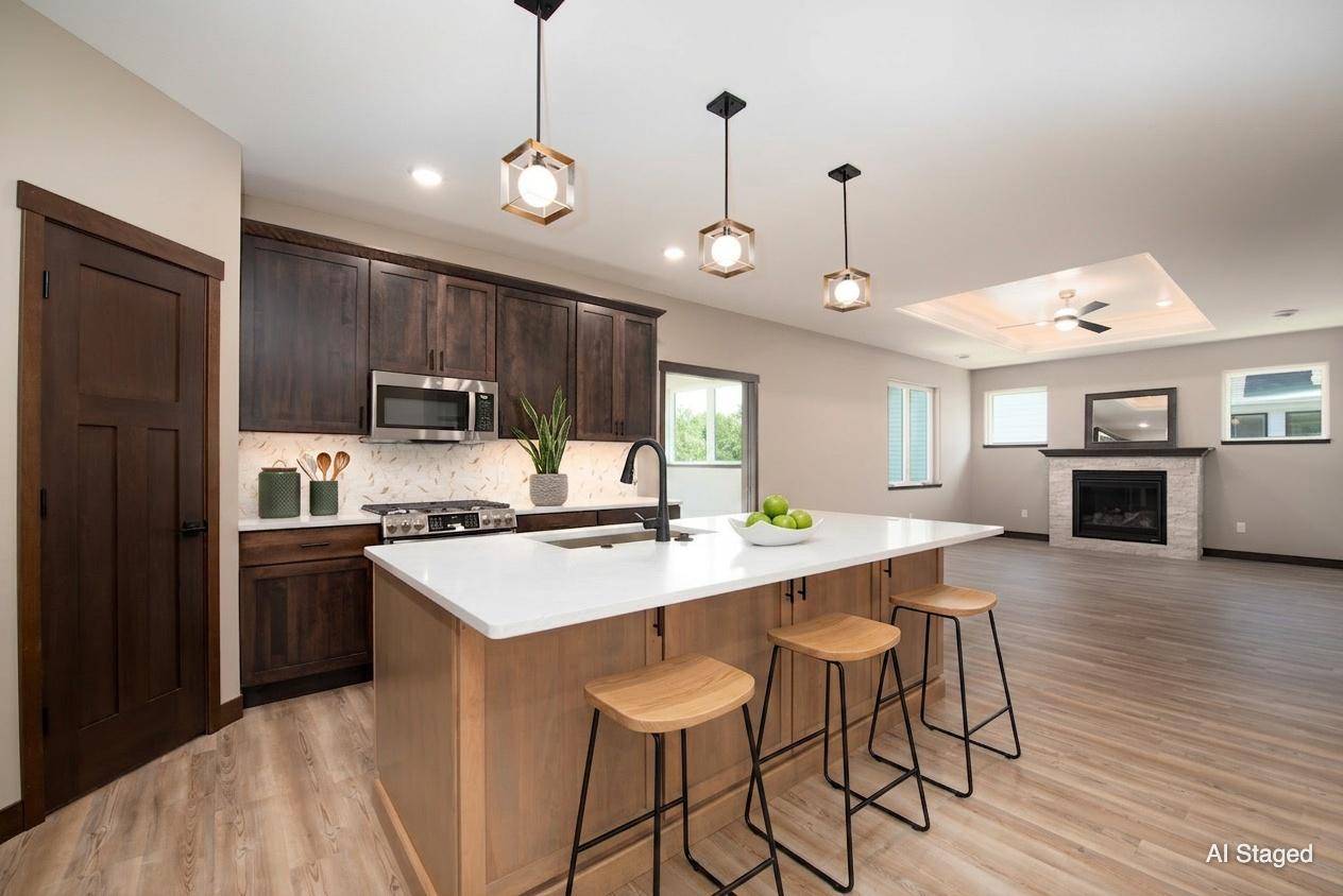 216 Dancing Waters CIR, Mankato, MN 56001