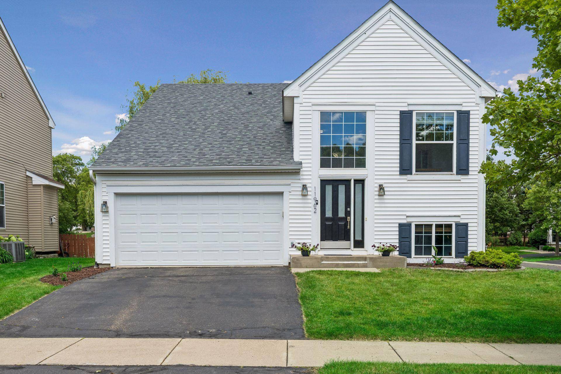 11962 85th PL N, Maple Grove, MN 55369