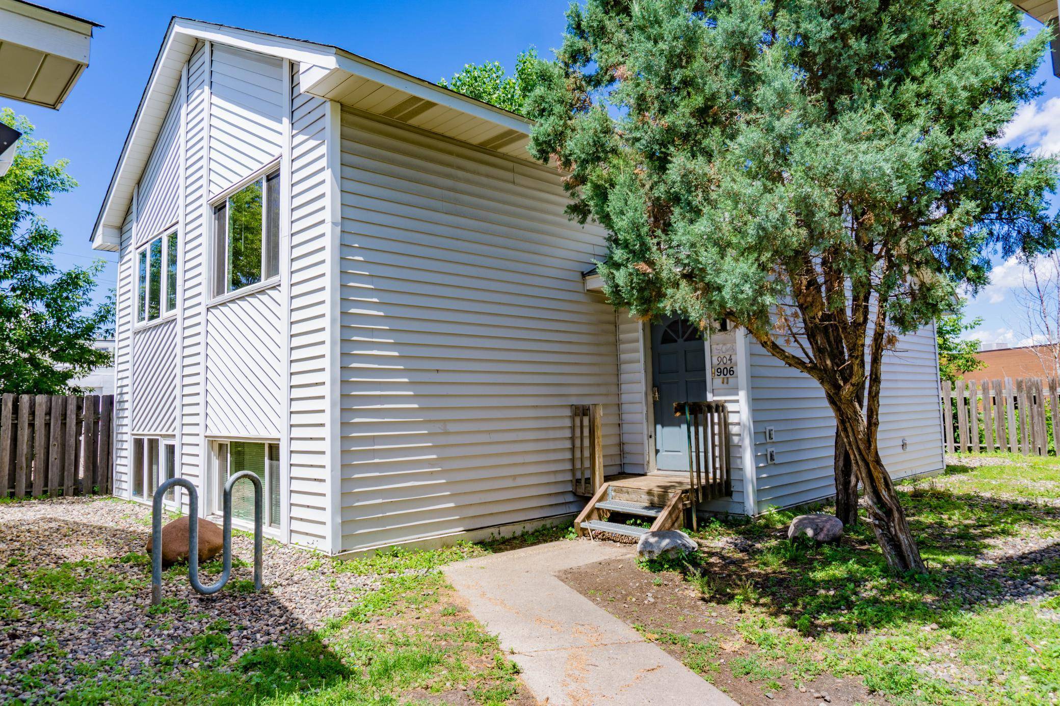 904 9th AVE SE, Minneapolis, MN 55414