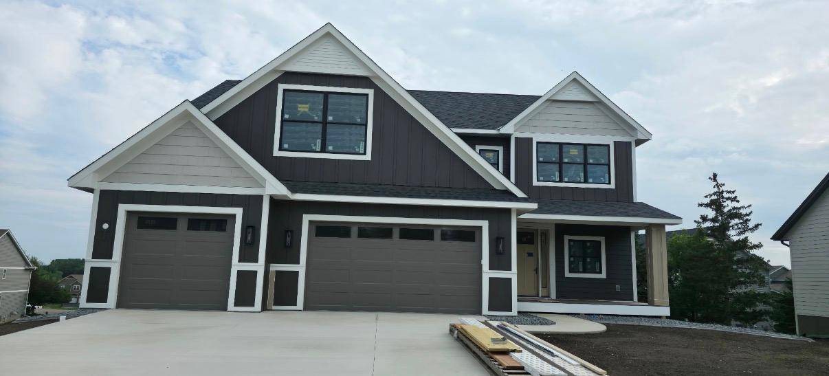 18742 Jarosite CT, Lakeville, MN 55044