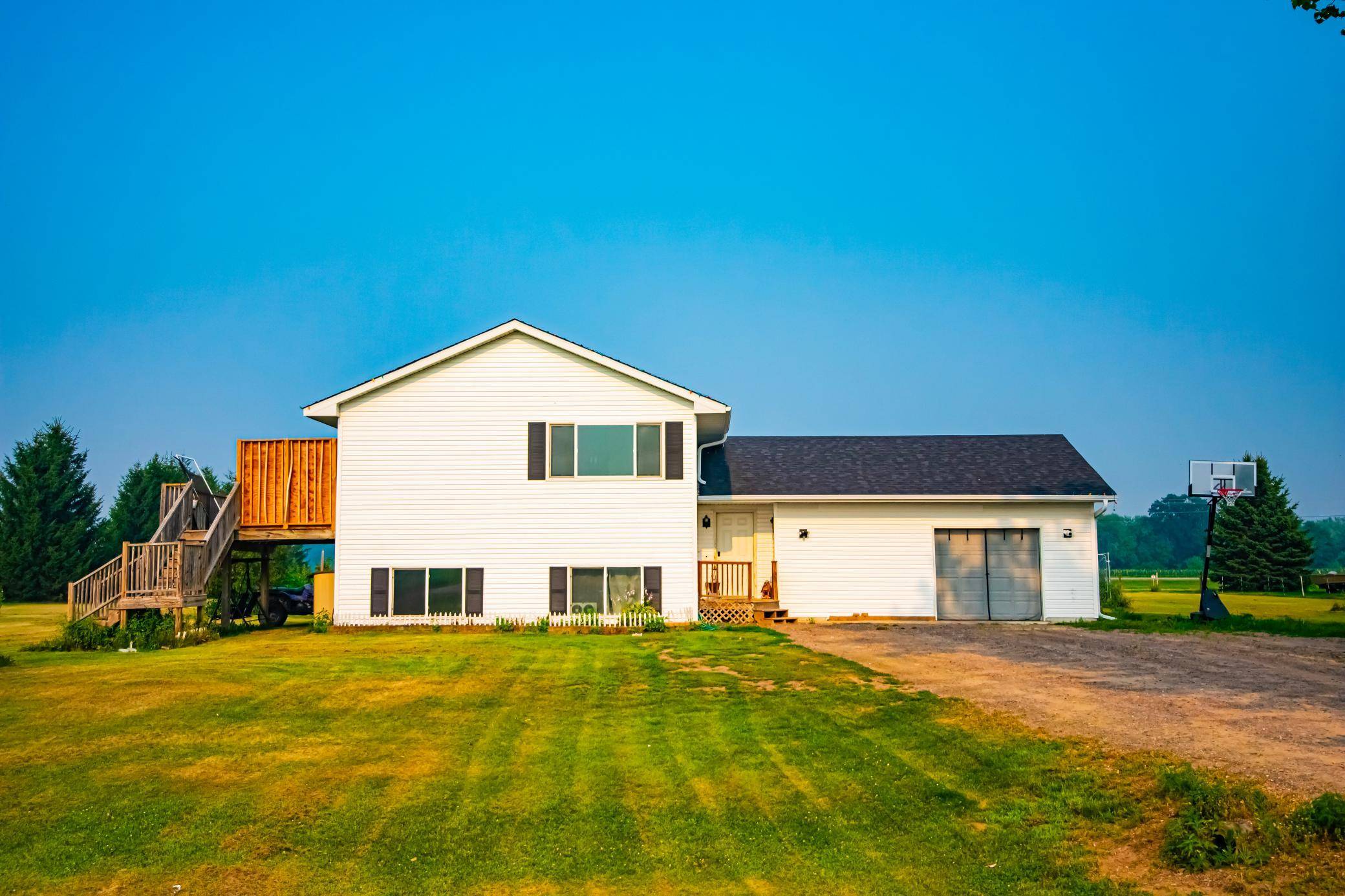 1616 Evergreen DR, Ogilvie, MN 56358