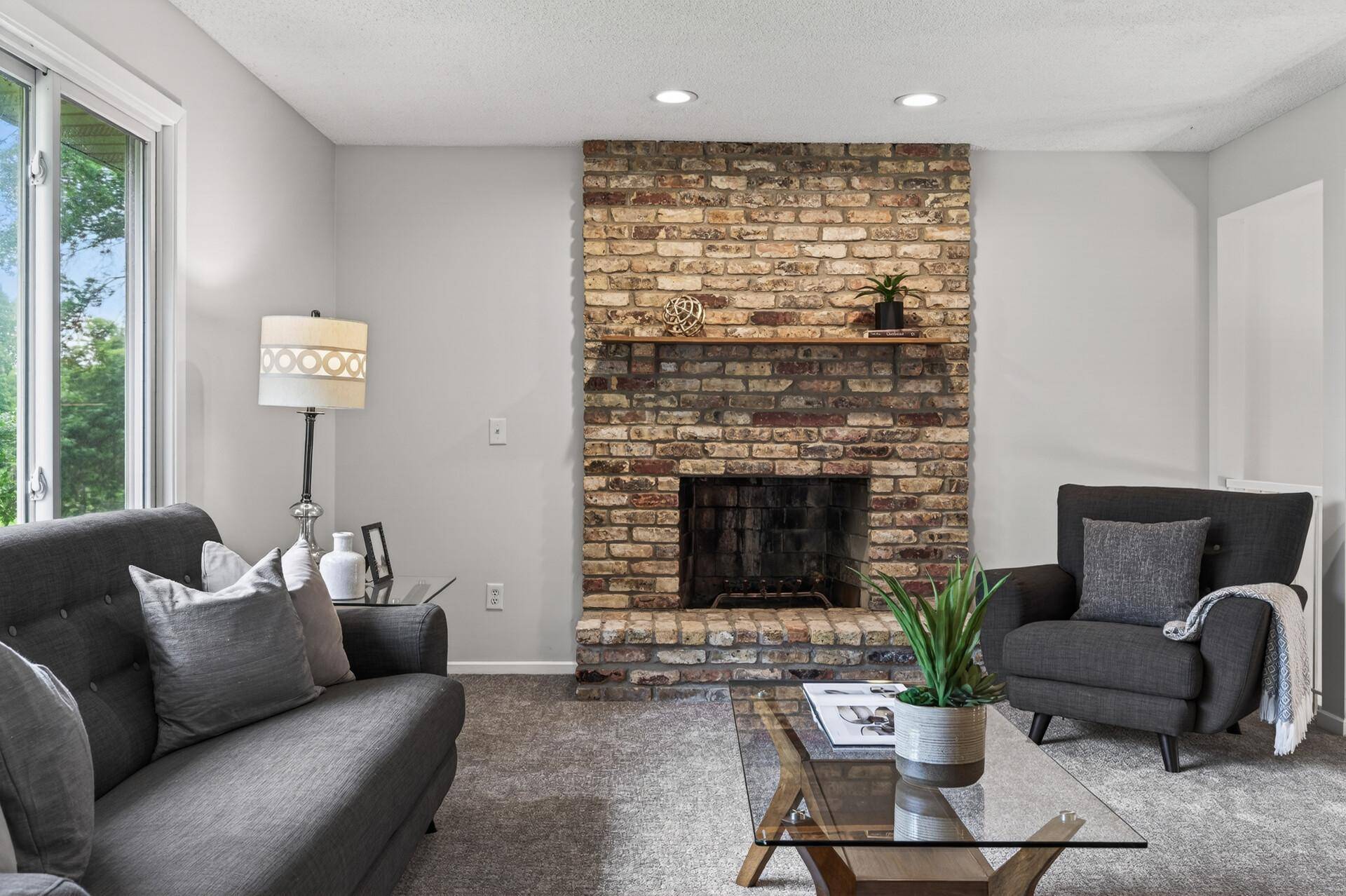 4750 Orleans LN N, Plymouth, MN 55442