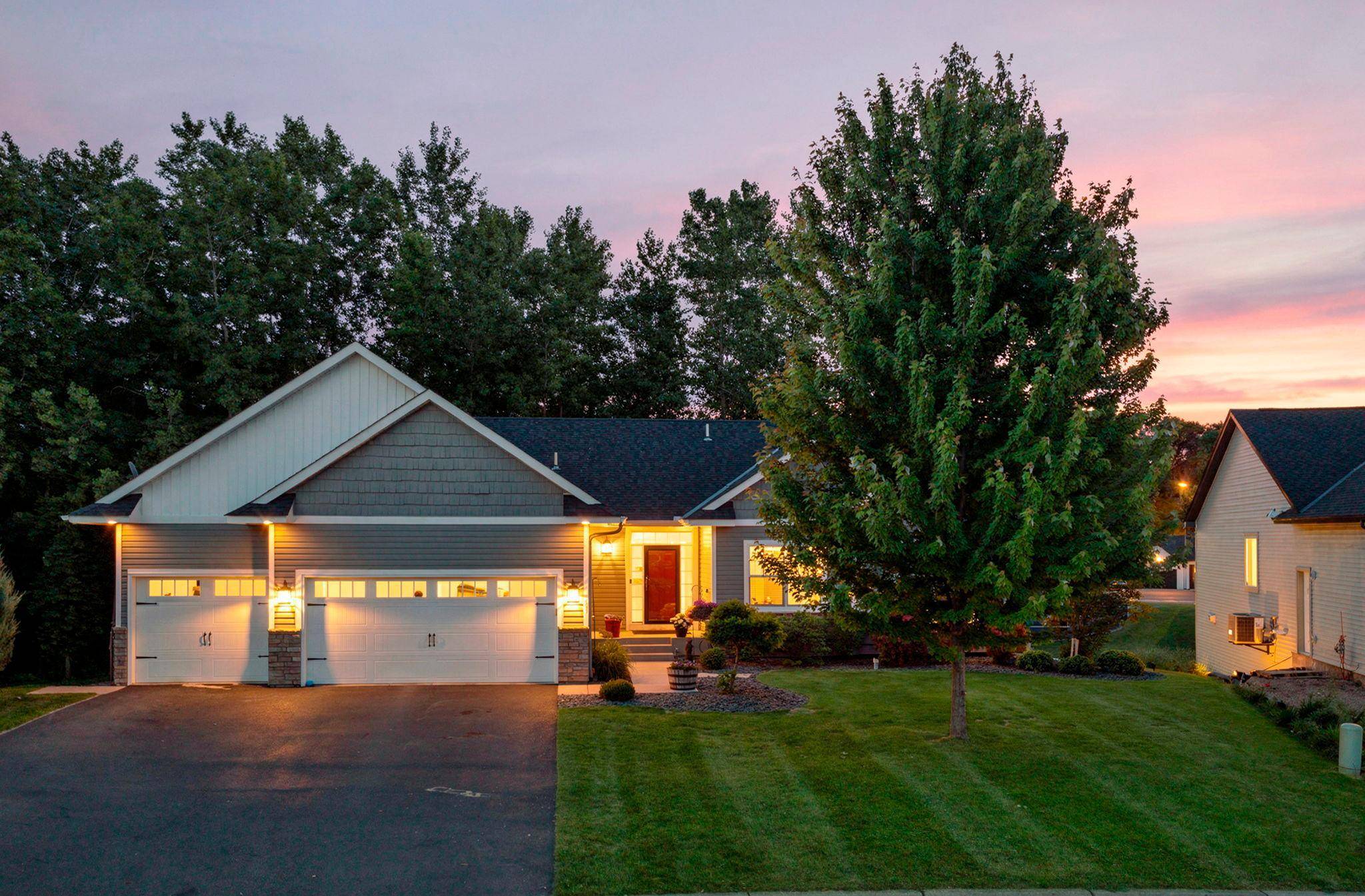 19583 Baldwin ST NW, Elk River, MN 55330