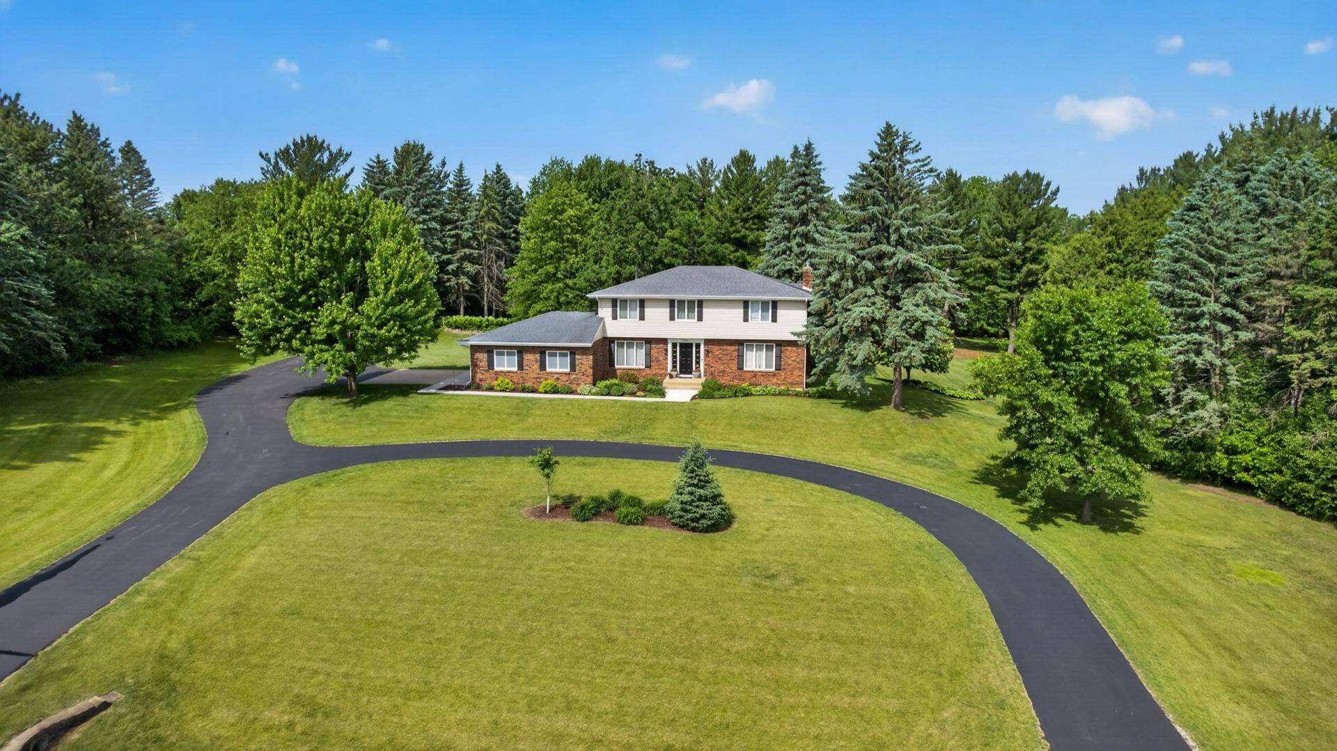 5493 Saint Mary DR NW, Rochester, MN 55901