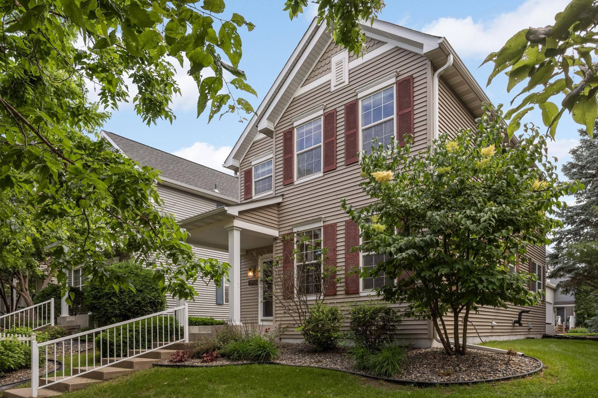 9771 Gable DR, Eden Prairie, MN 55347