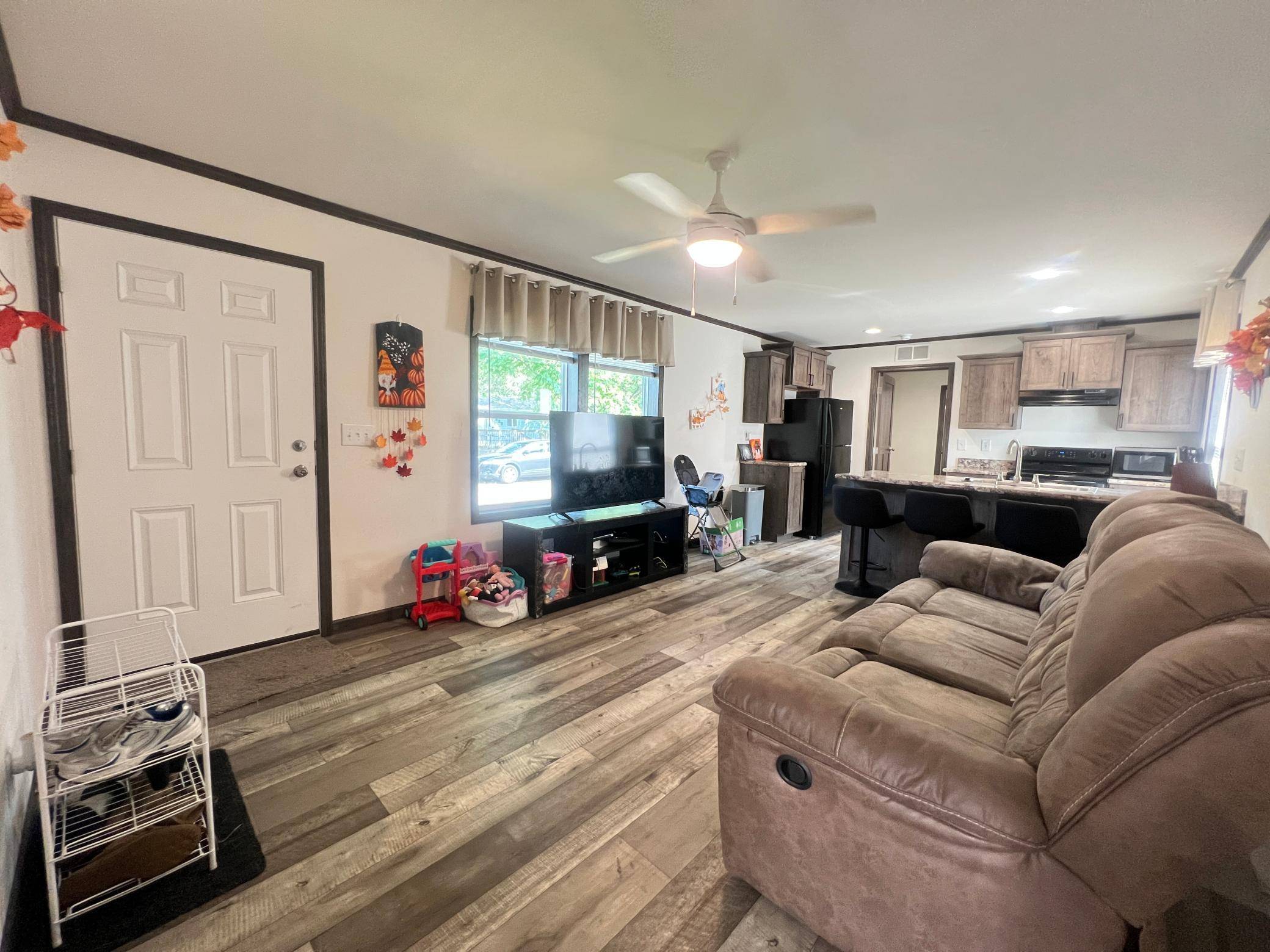 517 Begonia LN, Altoona, WI 54720