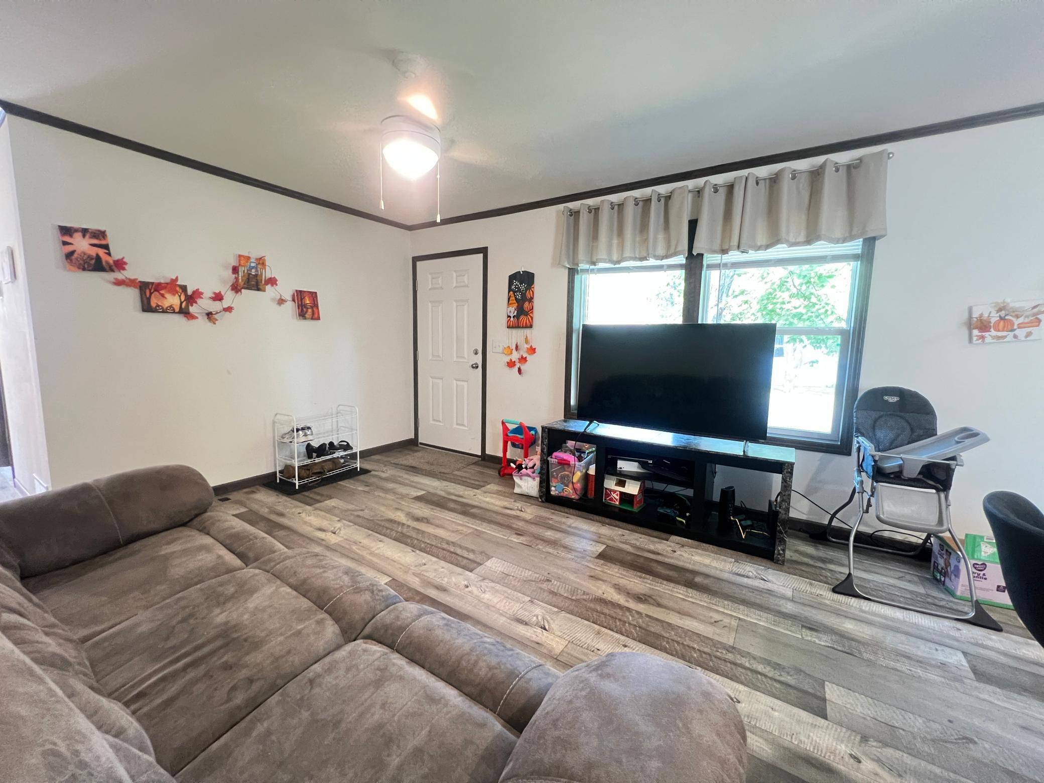 517 Begonia LN, Altoona, WI 54720