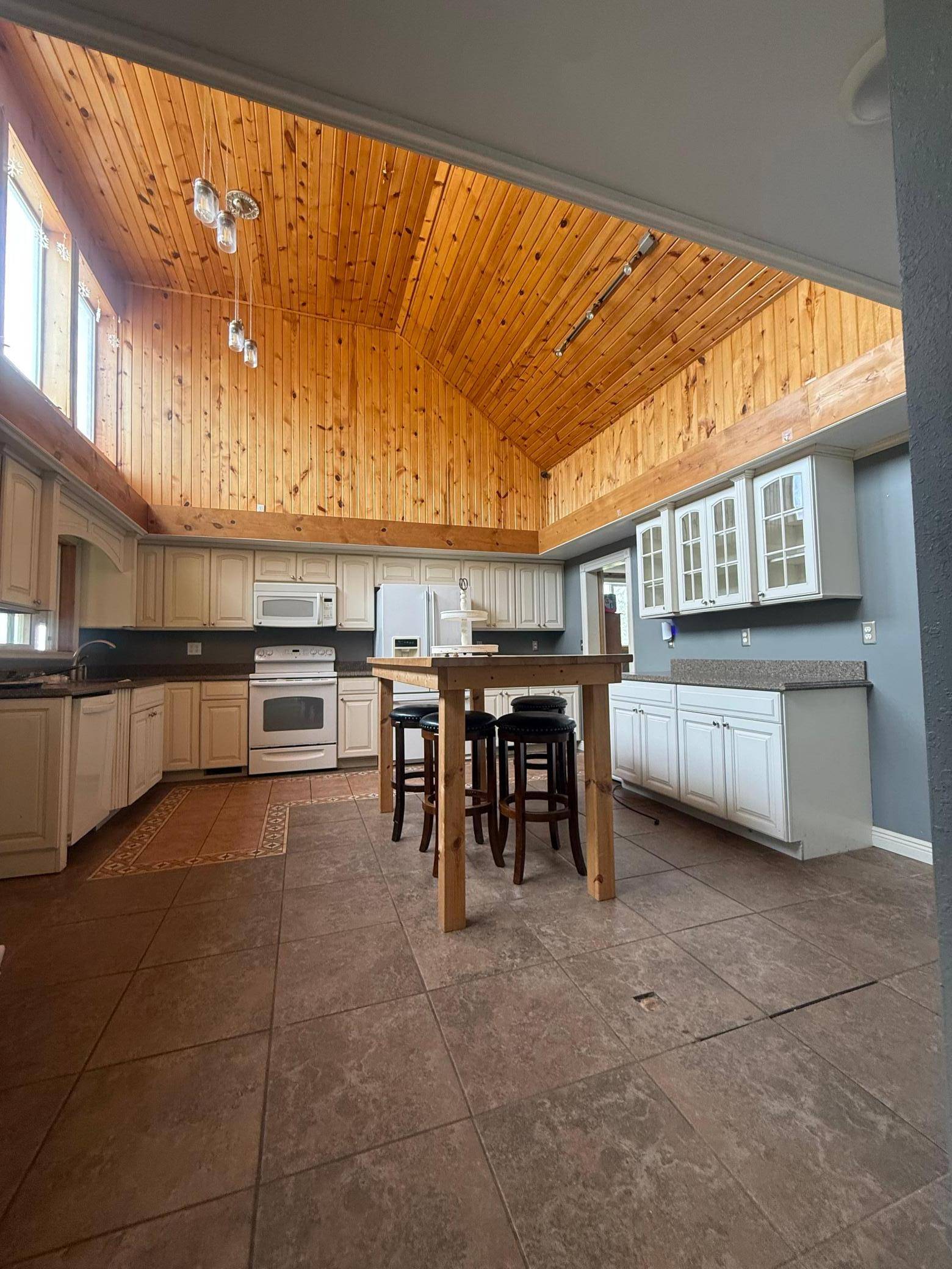47792 280th ST, Brooten, MN 56316