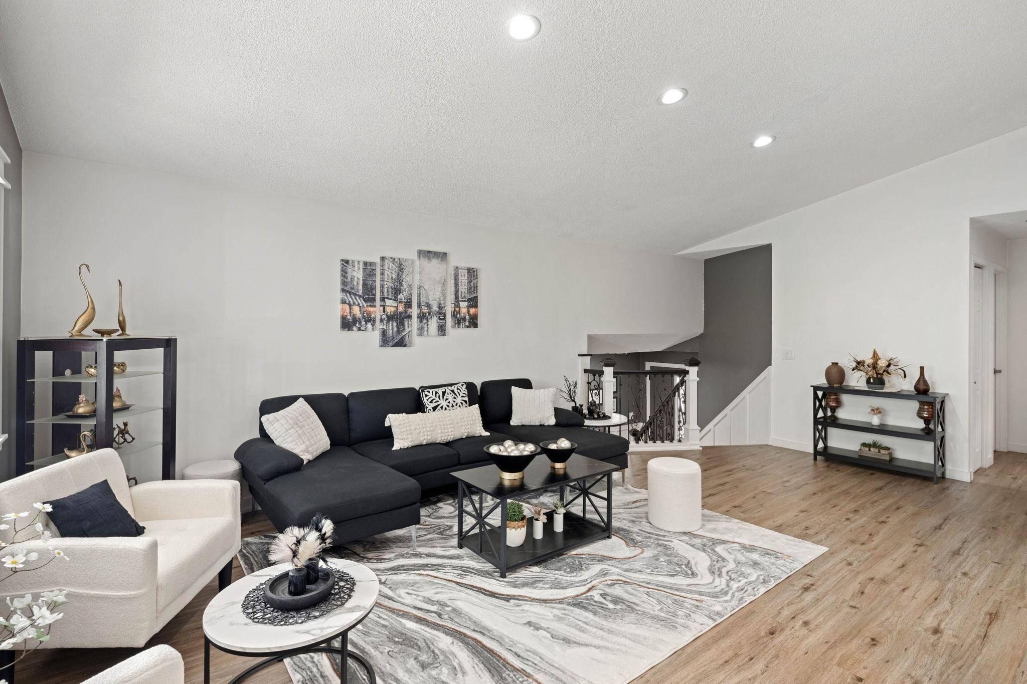 7712 N College Park DR, Brooklyn Park, MN 55445