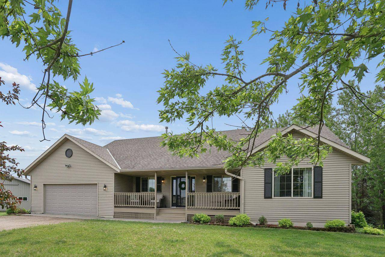 21022 Fruitwood RD, Richmond, MN 56368