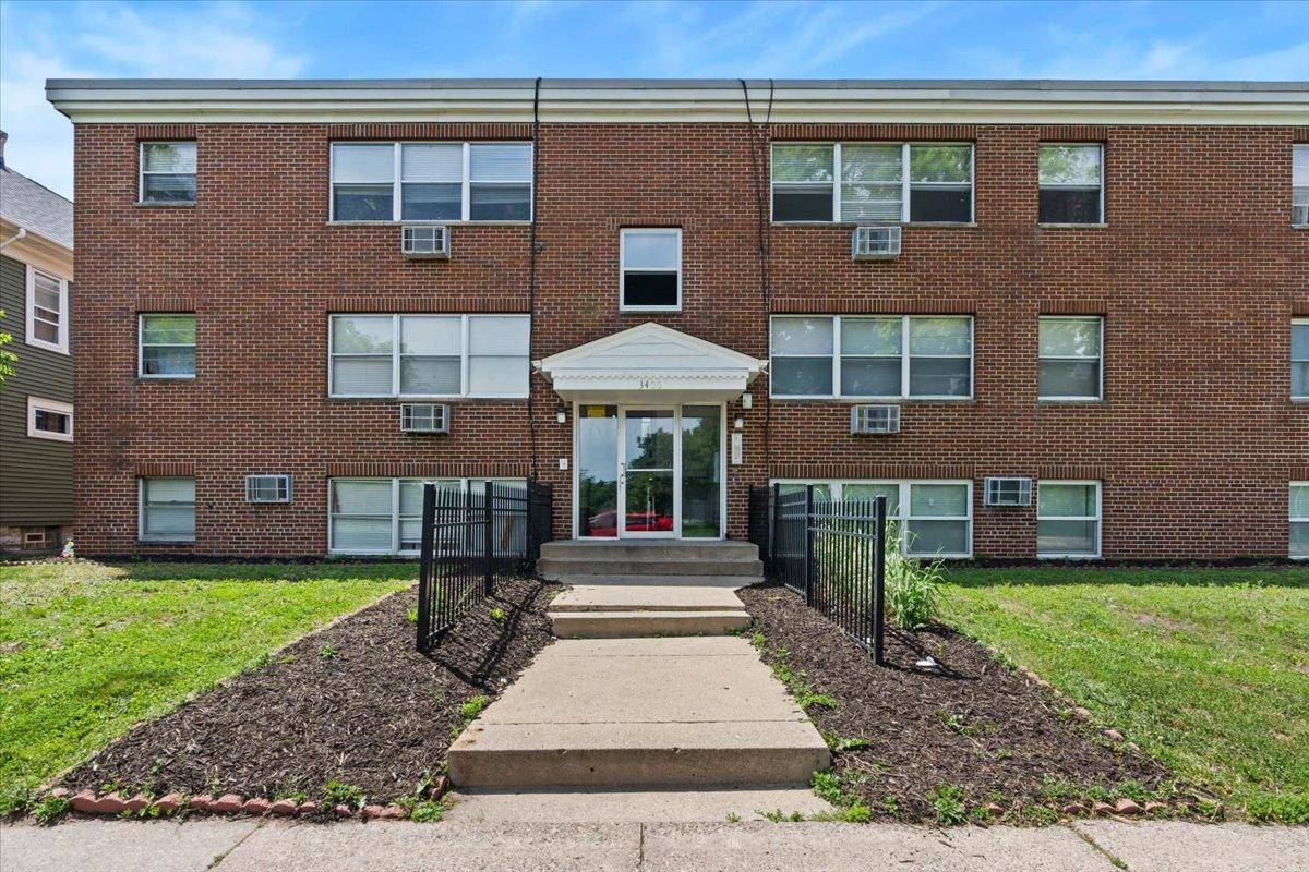3400 10th AVE S, Minneapolis, MN 55407