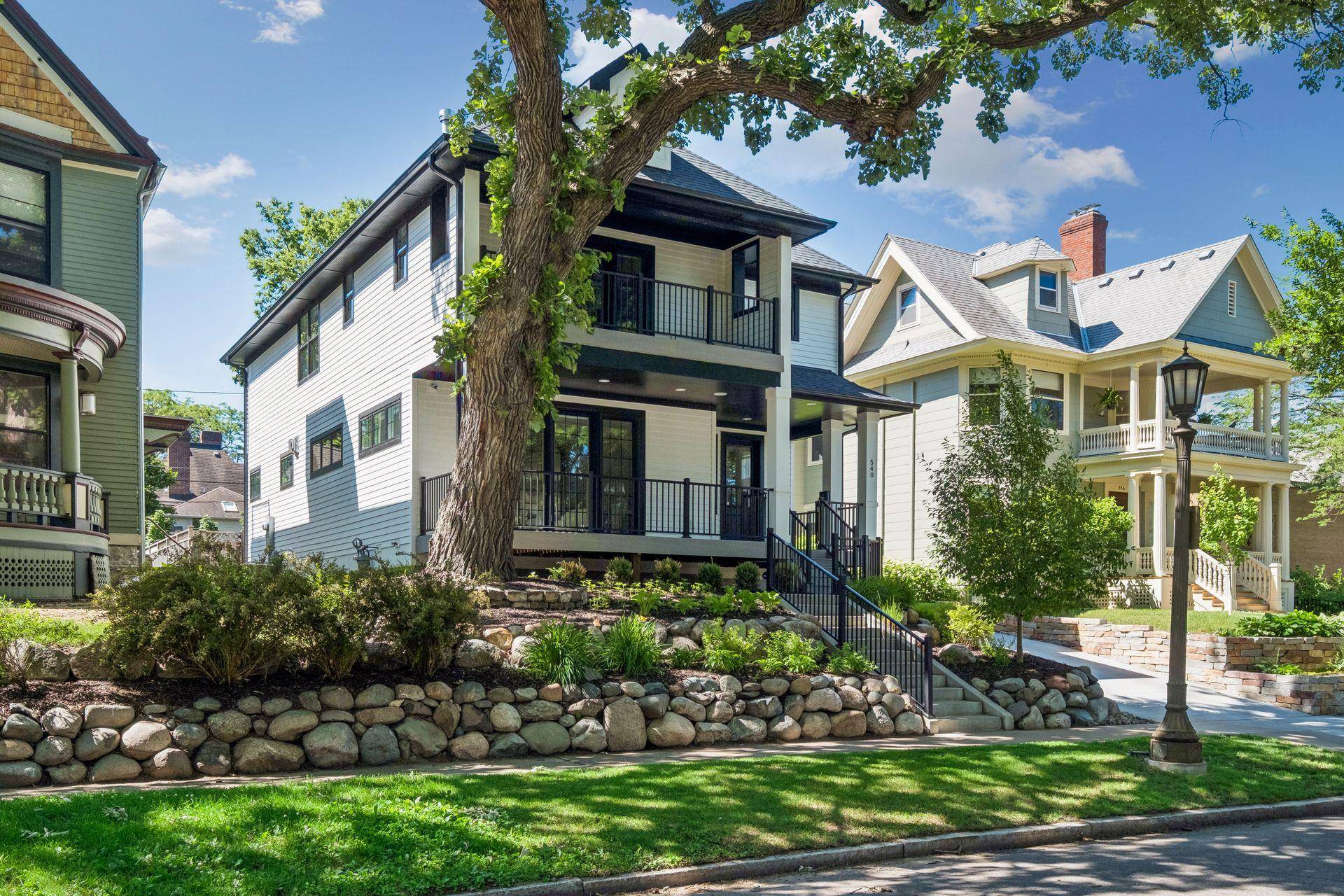 540 Holly AVE, Saint Paul, MN 55102