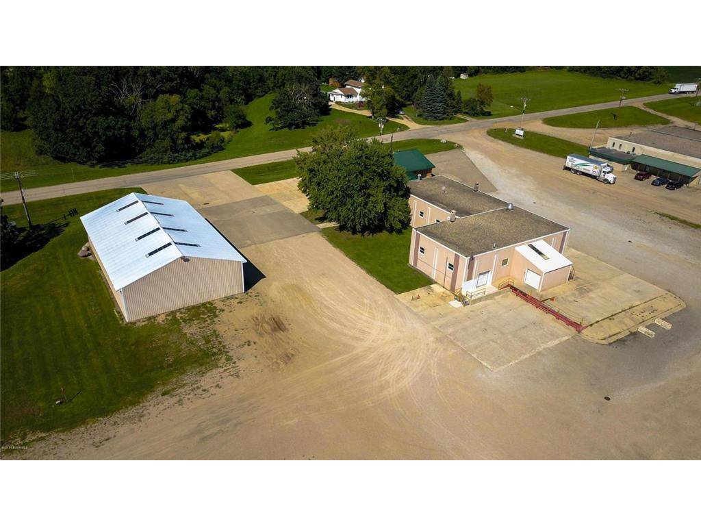 2360 Becker DR, Albert Lea, MN 56007
