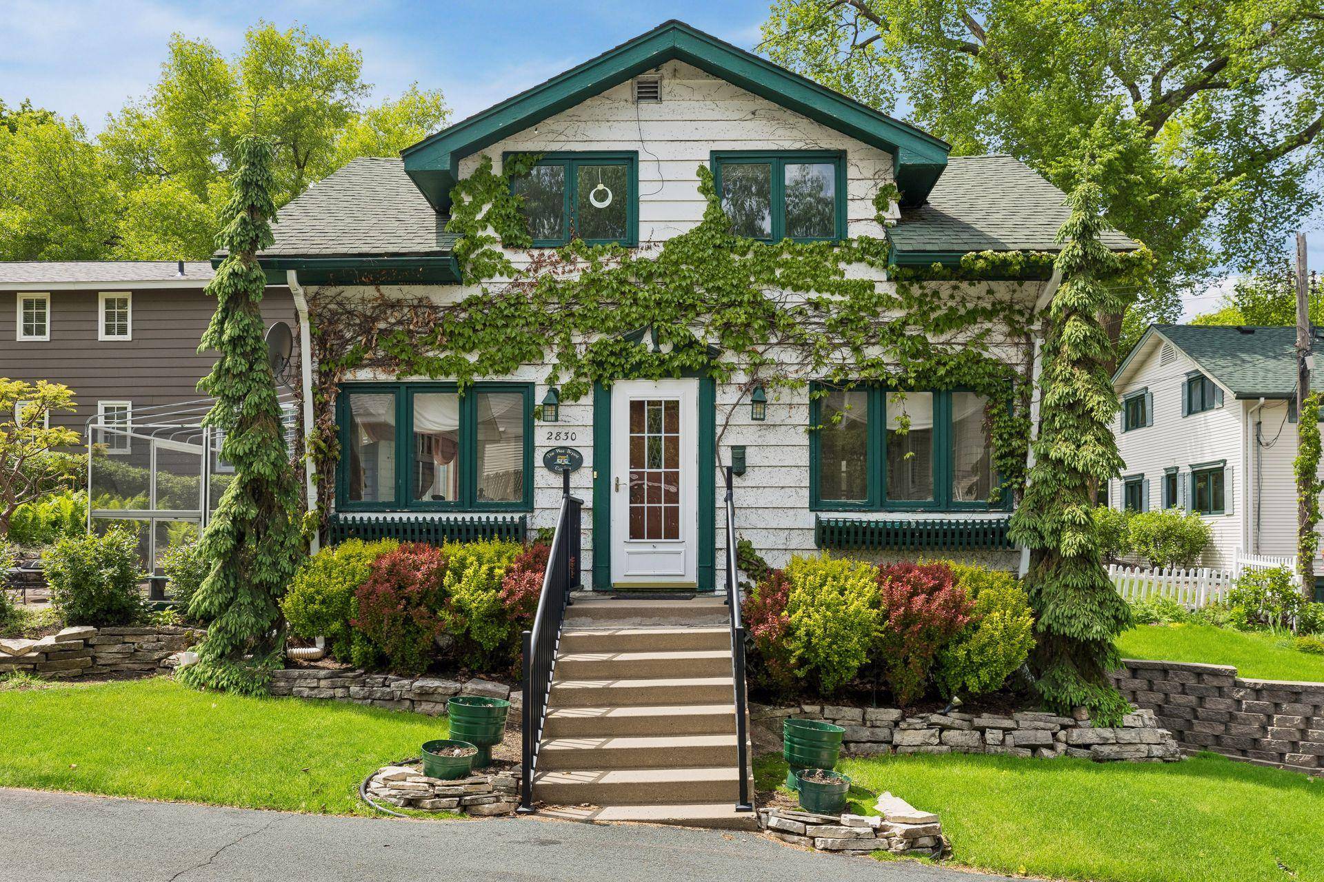 2830 Center RD, Wayzata, MN 55391