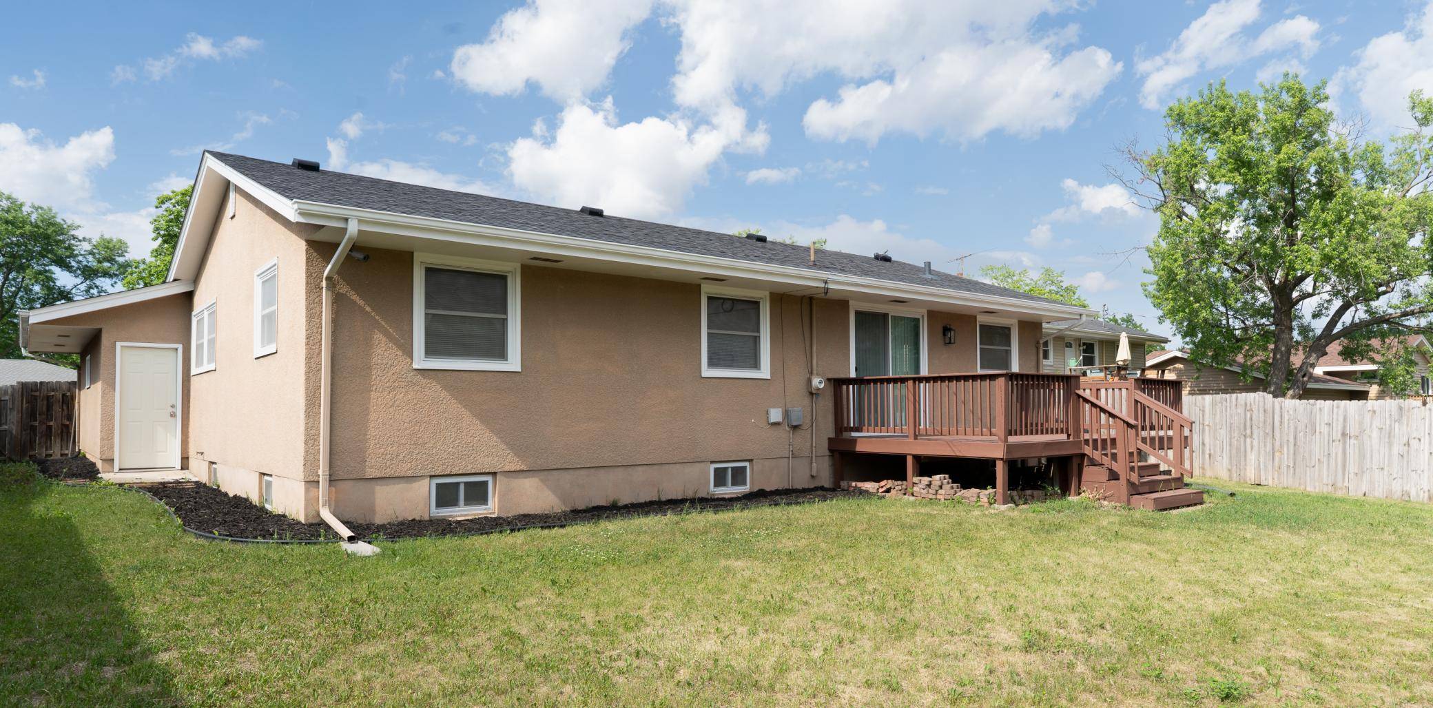 2230 Falcon AVE, Saint Paul, MN 55119