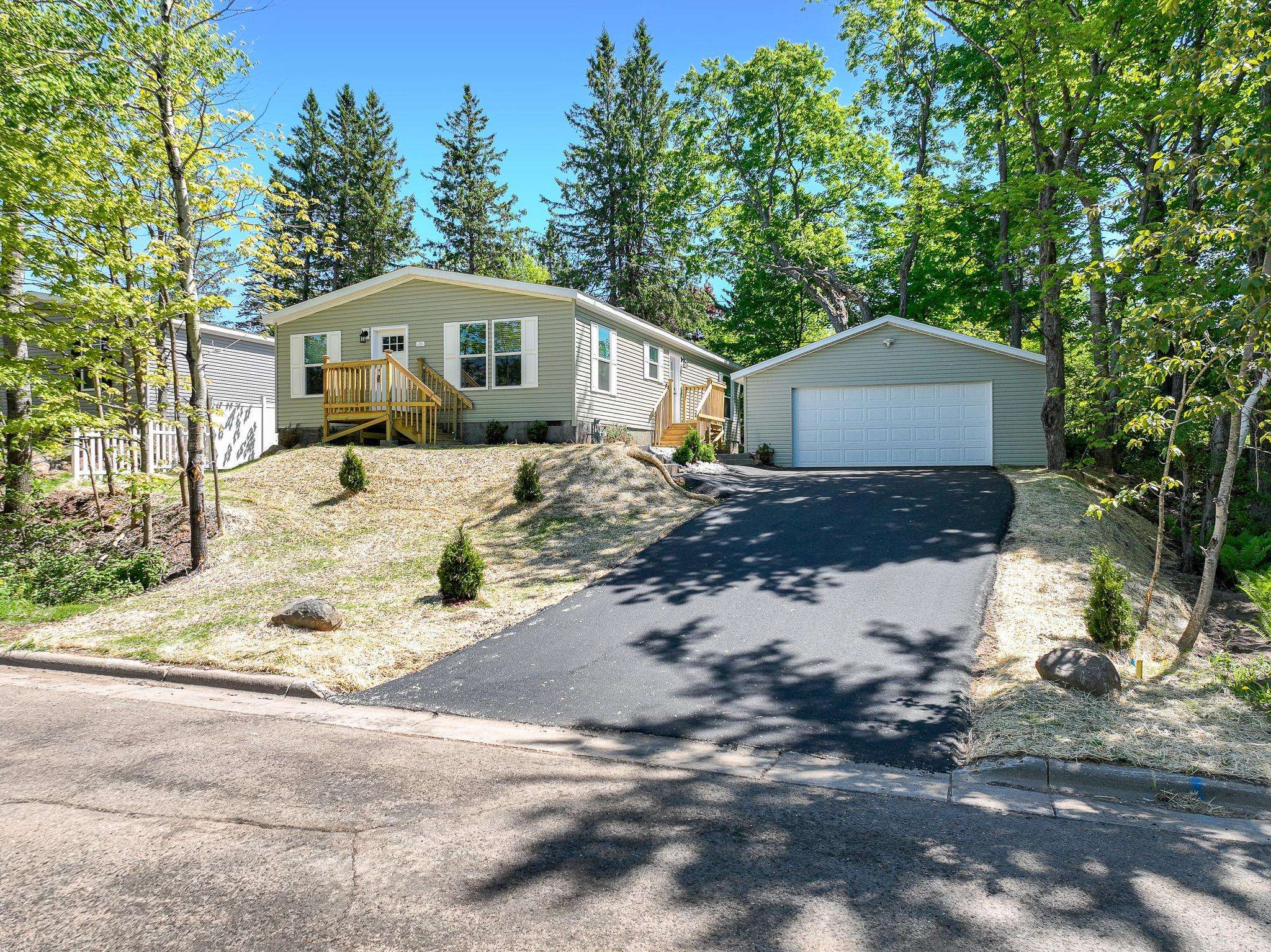 306 W Palm ST, Duluth, MN 55811