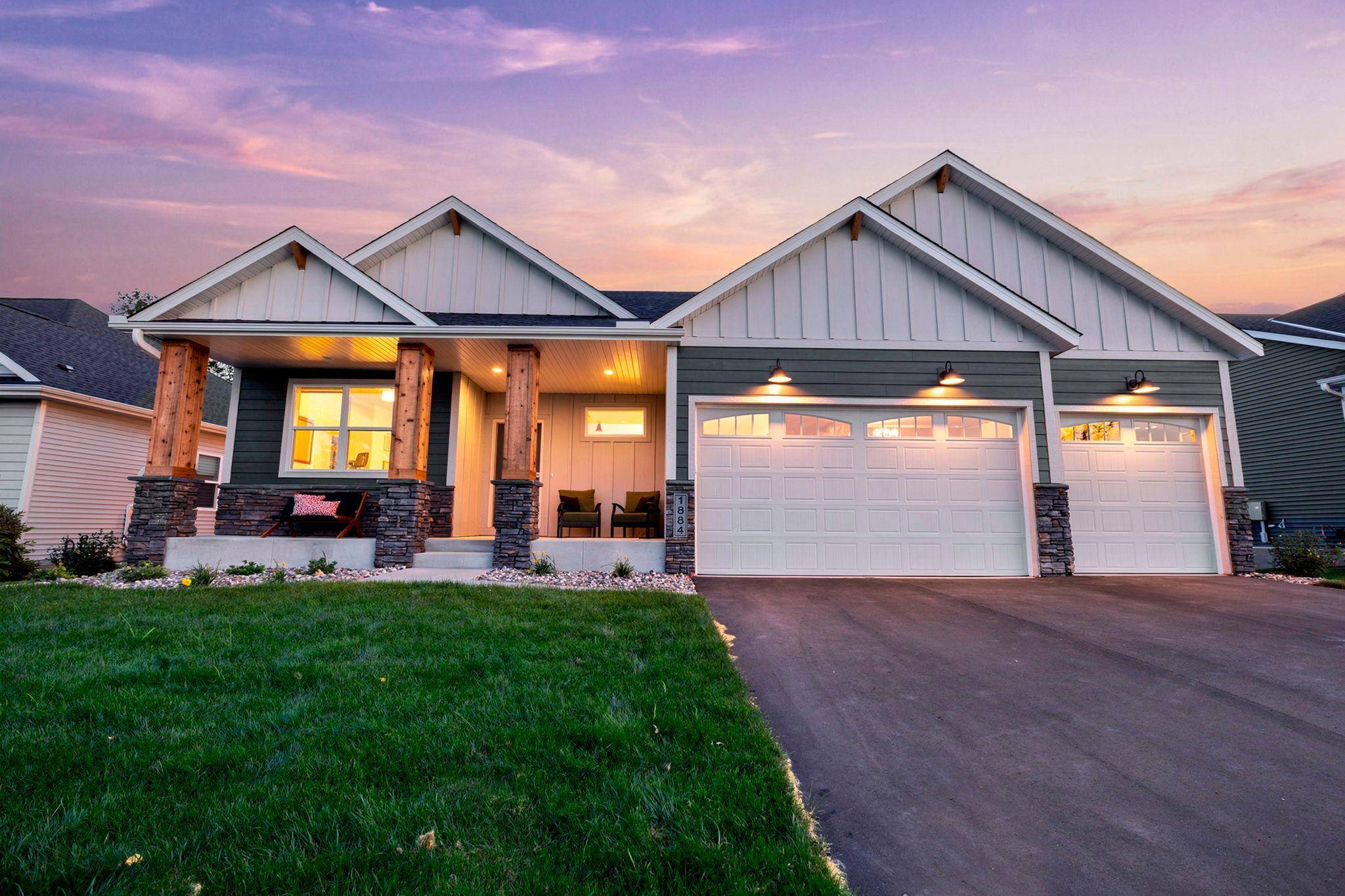 1884 Campfire DR W, Waconia, MN 55387