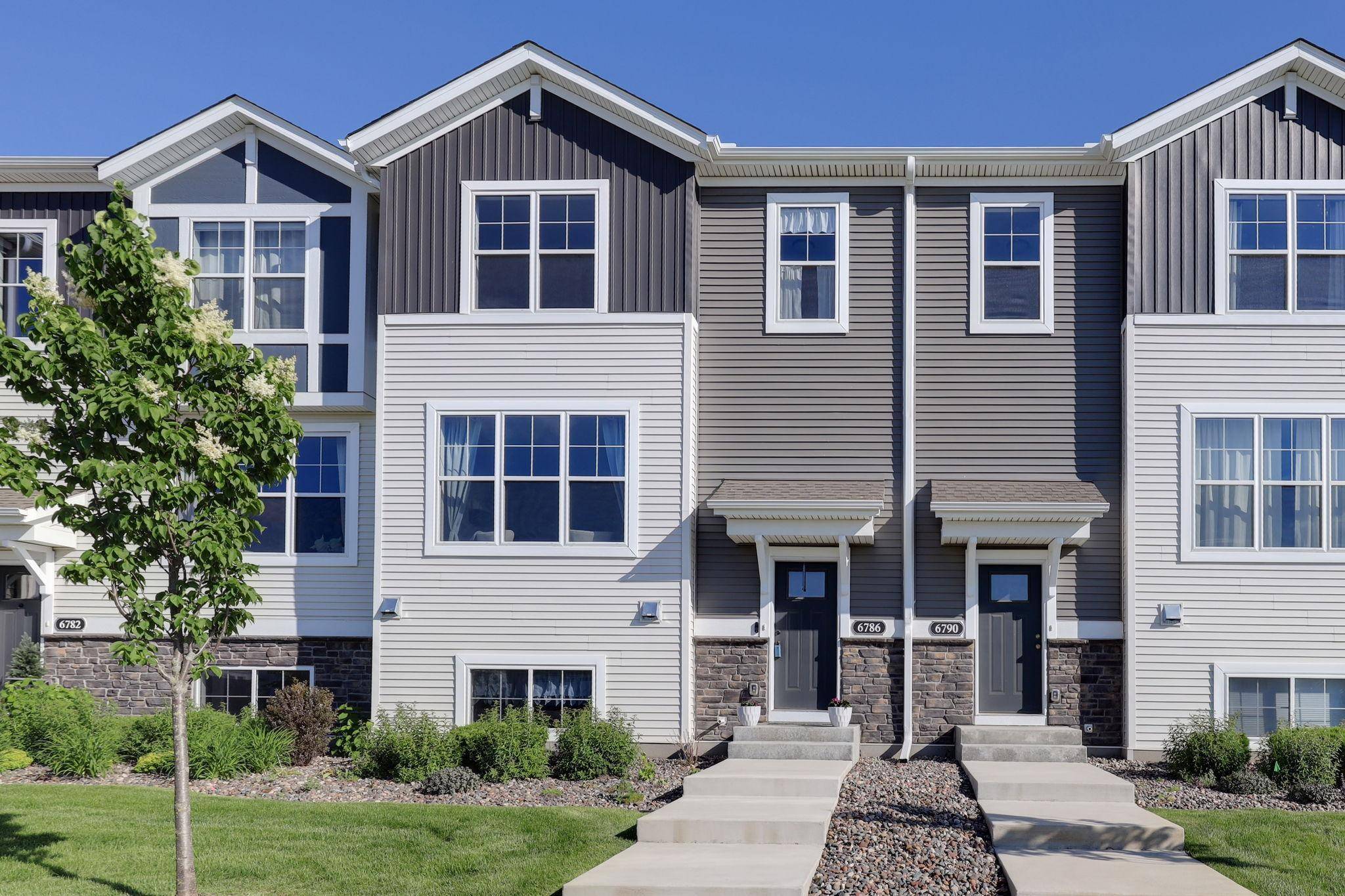 6786 Wildflower WAY, Minnetrista, MN 55331