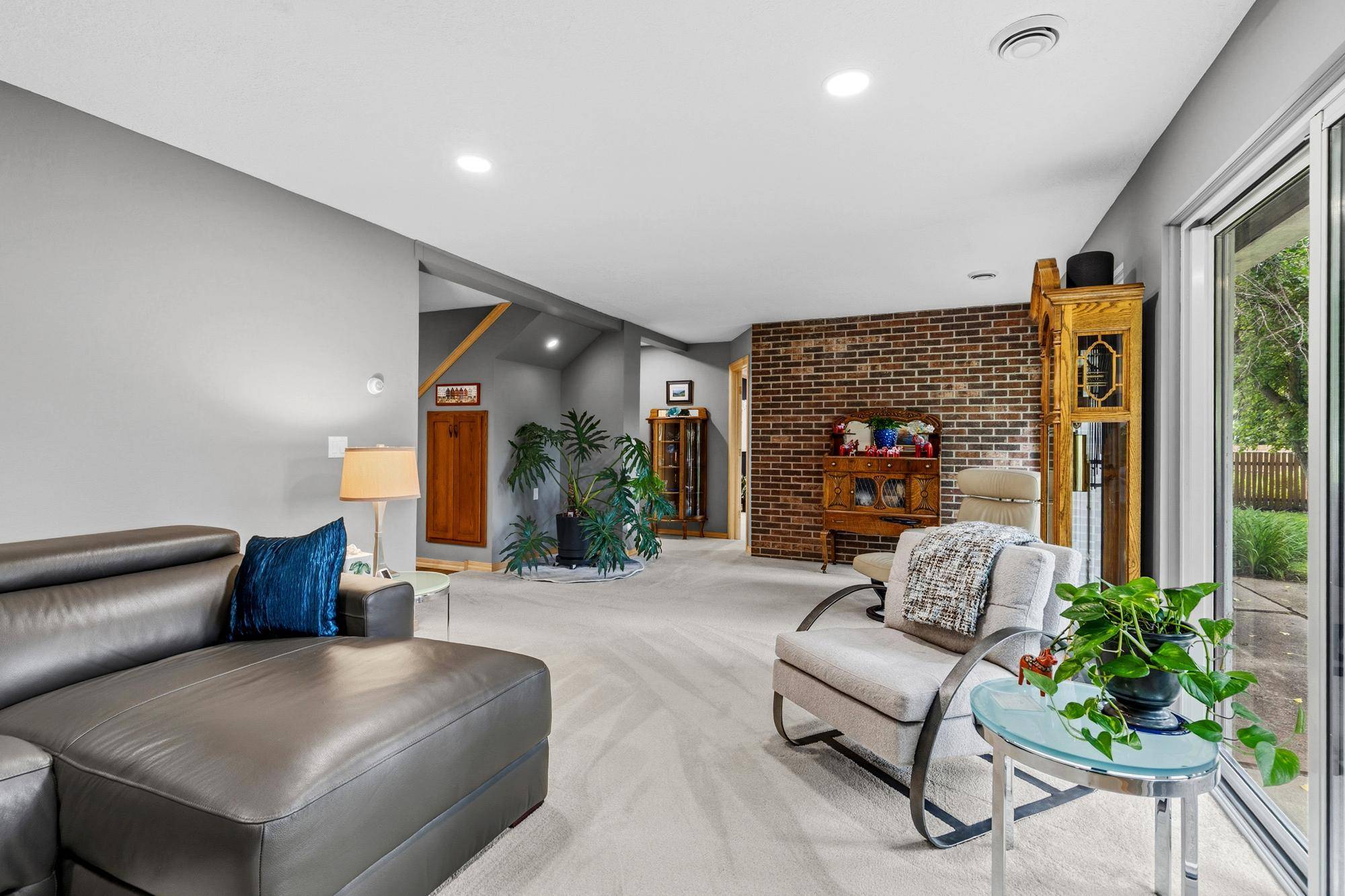 14711 Woodruff RD, Wayzata, MN 55391