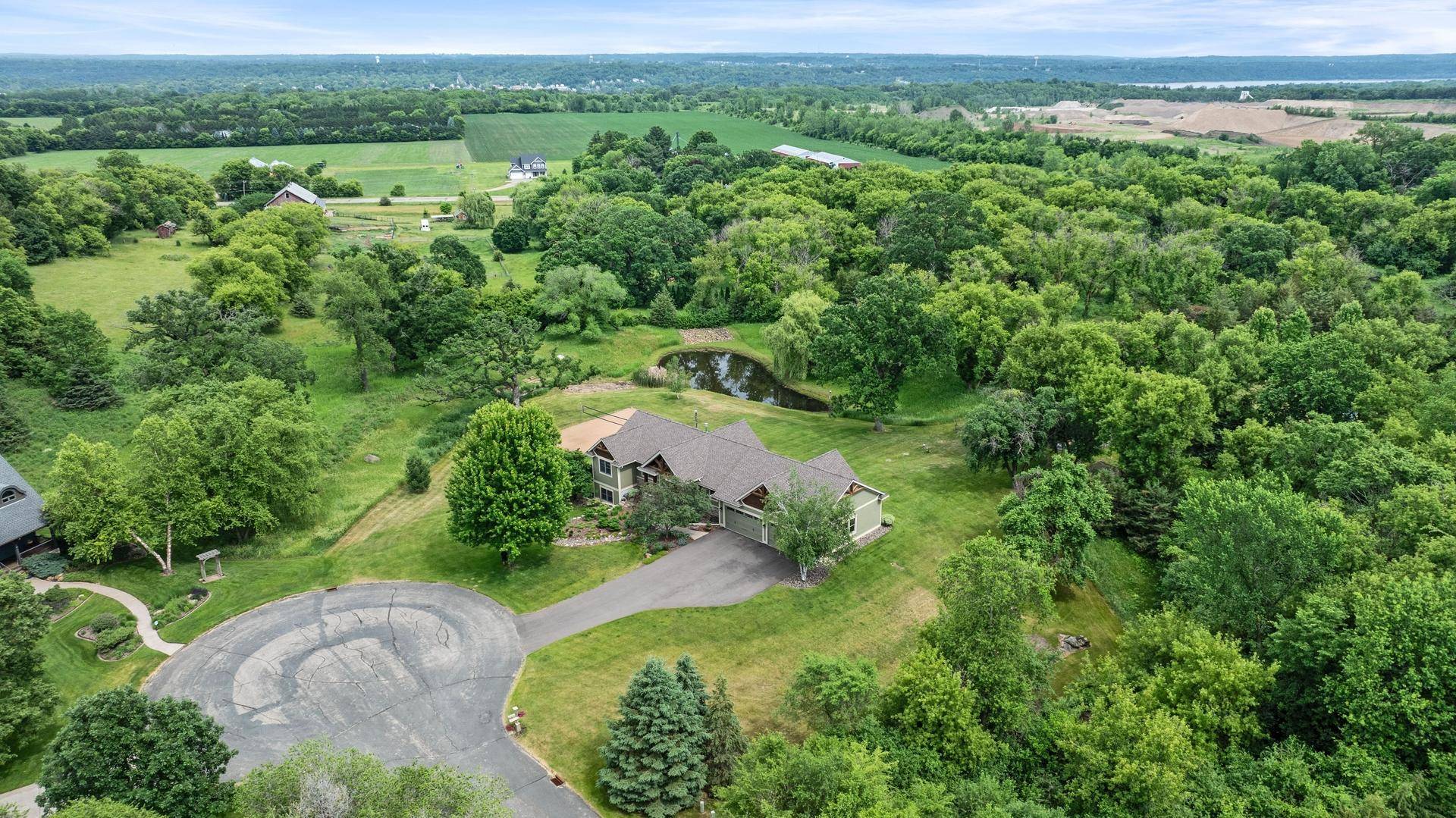 1941 Paris Bay N, Stillwater, MN 55082