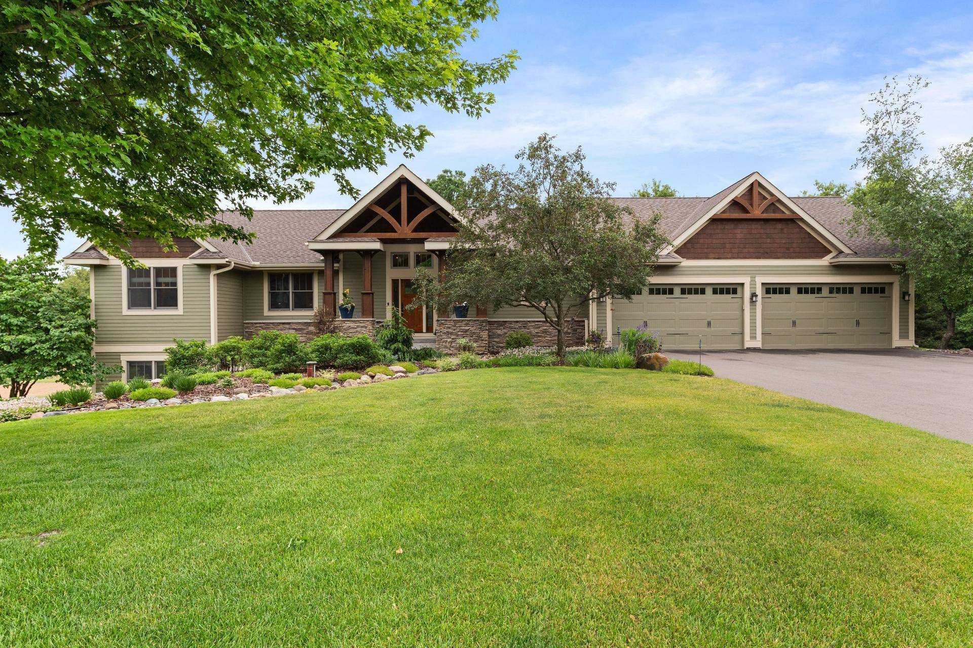 1941 Paris Bay N, Stillwater, MN 55082