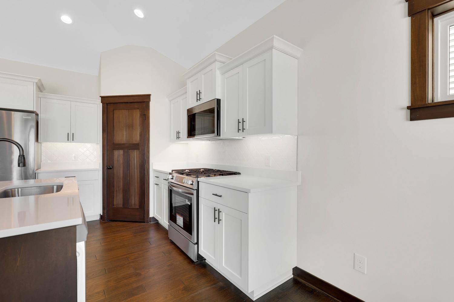 13842 Arrowhead WAY, Rosemount, MN 55068