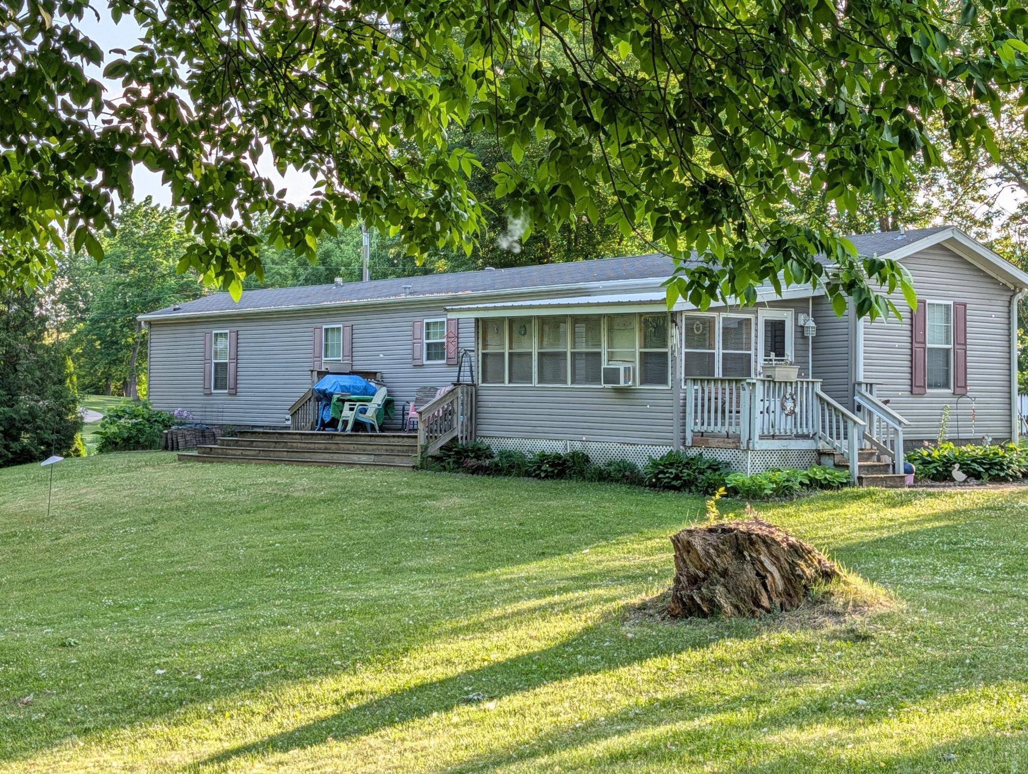 10966 S Frontage RD, Pine City, MN 55063