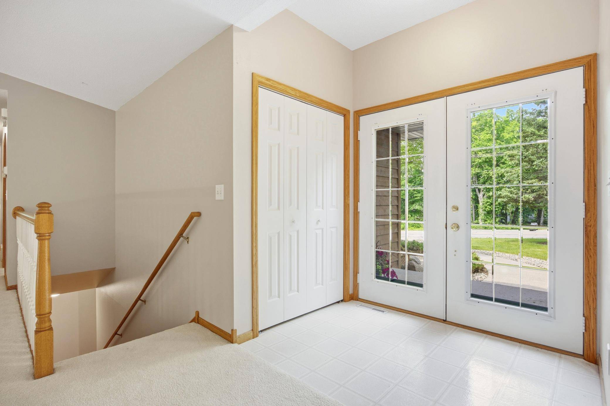 1361 S Shore DR, Detroit Lakes, MN 56501