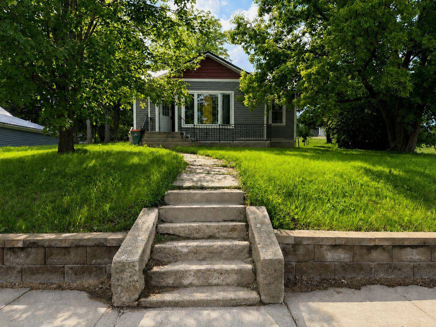 330 Main ST S, Browerville, MN 56438