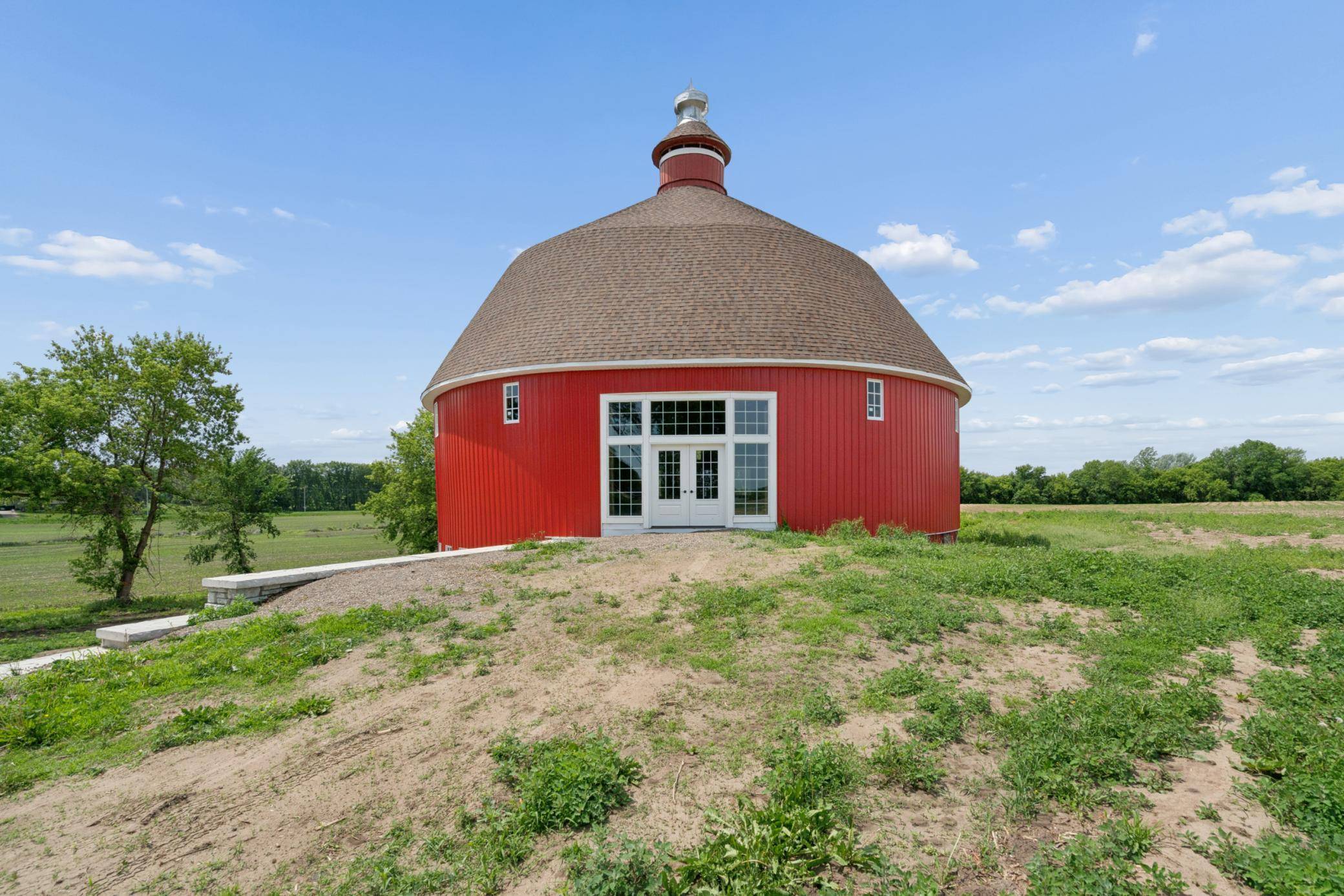 XXXXX Hassan Parkway, Rogers, MN 55374