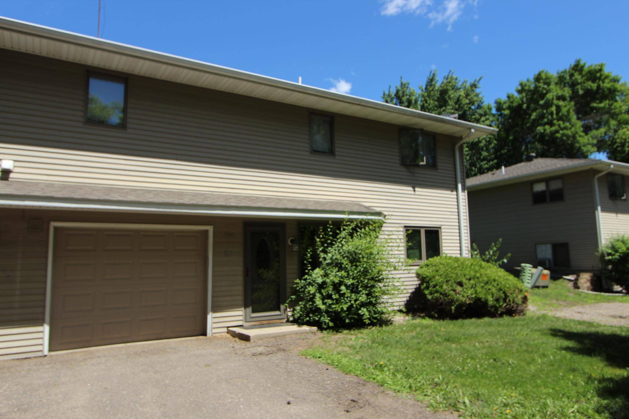 307 Arcadian PL, Buffalo, MN 55313