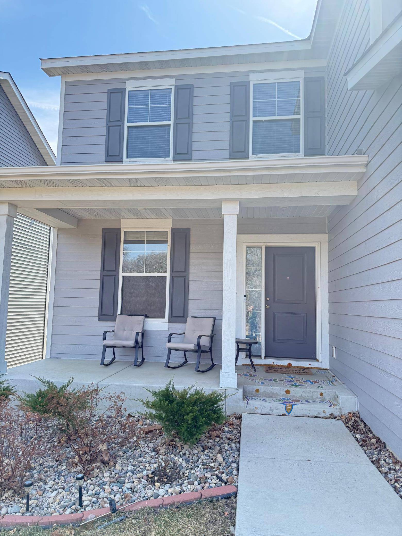 1866 Spring Creek DR, Carver, MN 55315