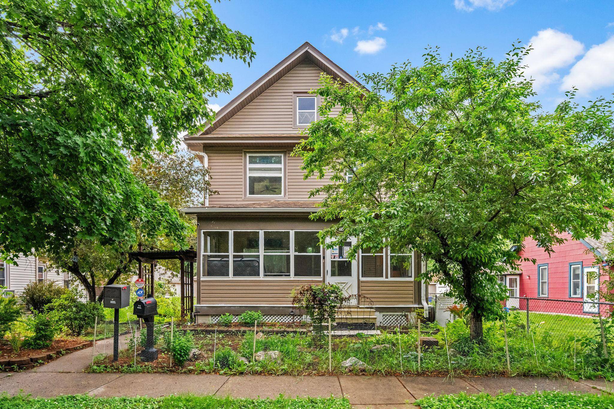 74 Congress ST W, Saint Paul, MN 55107