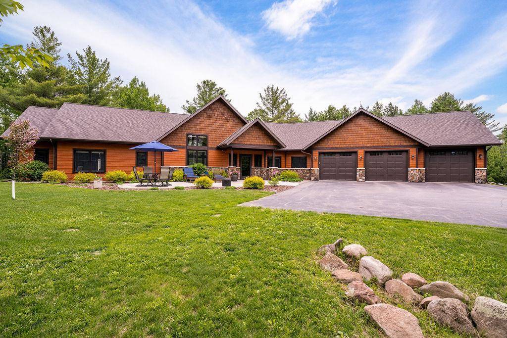 1801 20th AVE, Two Harbors, MN 55616