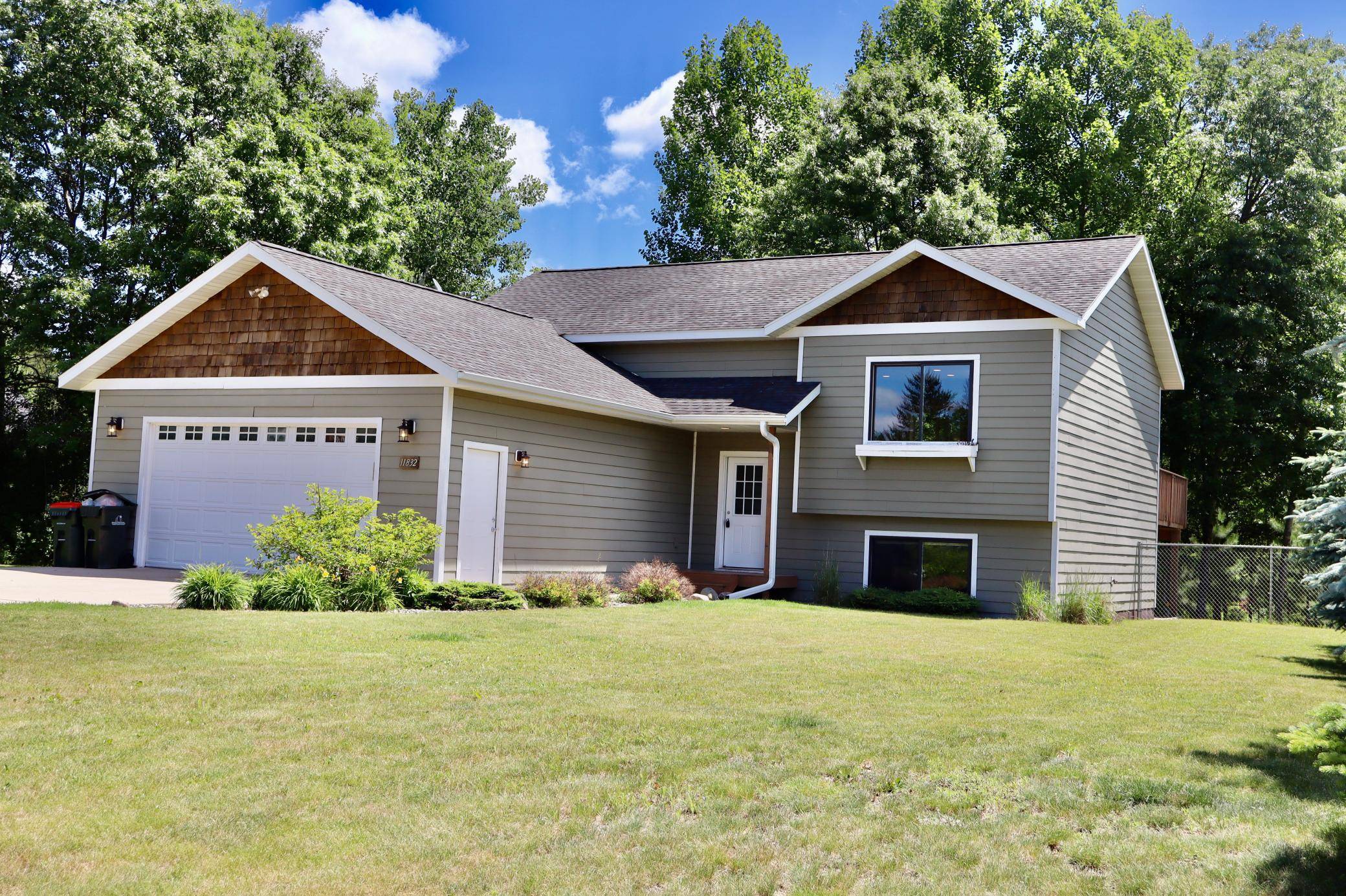 11832 Ironwood DR, Baxter, MN 56425