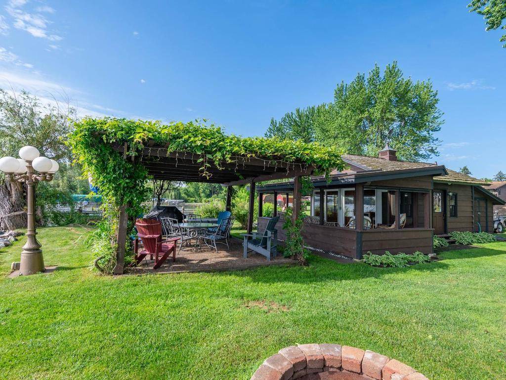 1519 14th AVE NW, New Brighton, MN 55112
