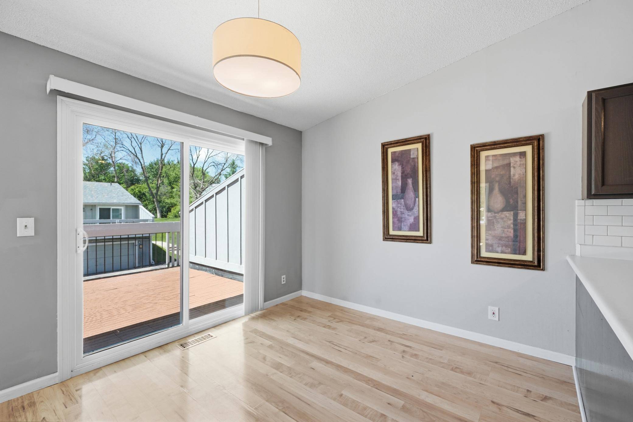 110972 Von Hertzen CIR, Chaska, MN 55318